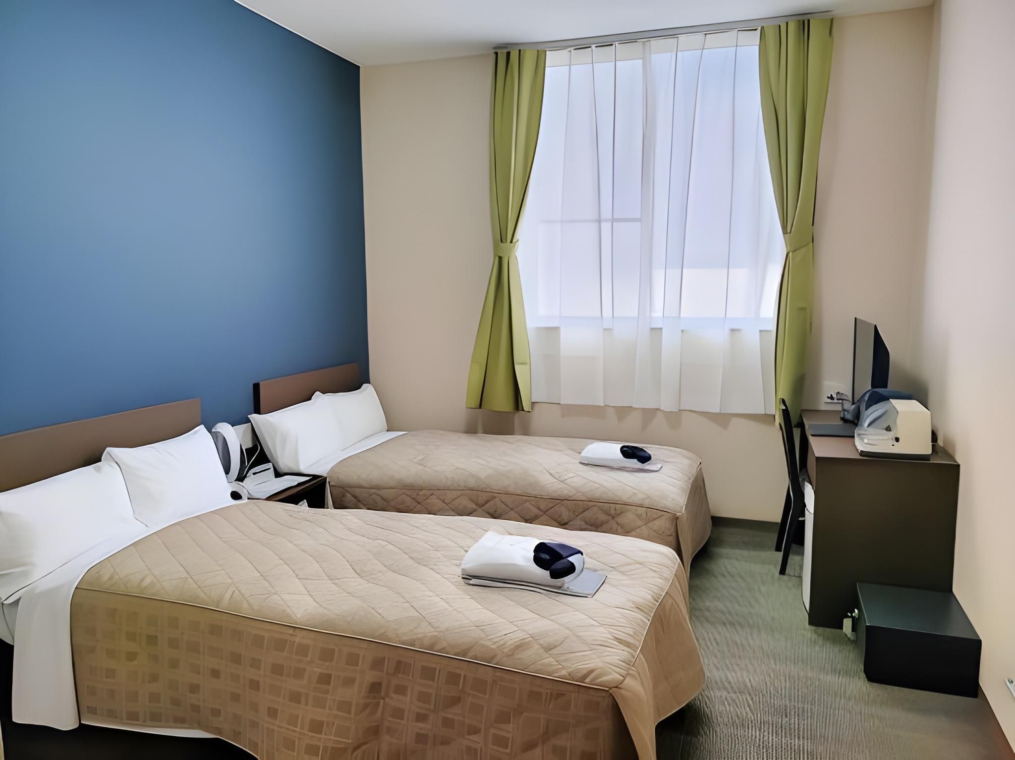 Standard Twin Room - Non-Smoking