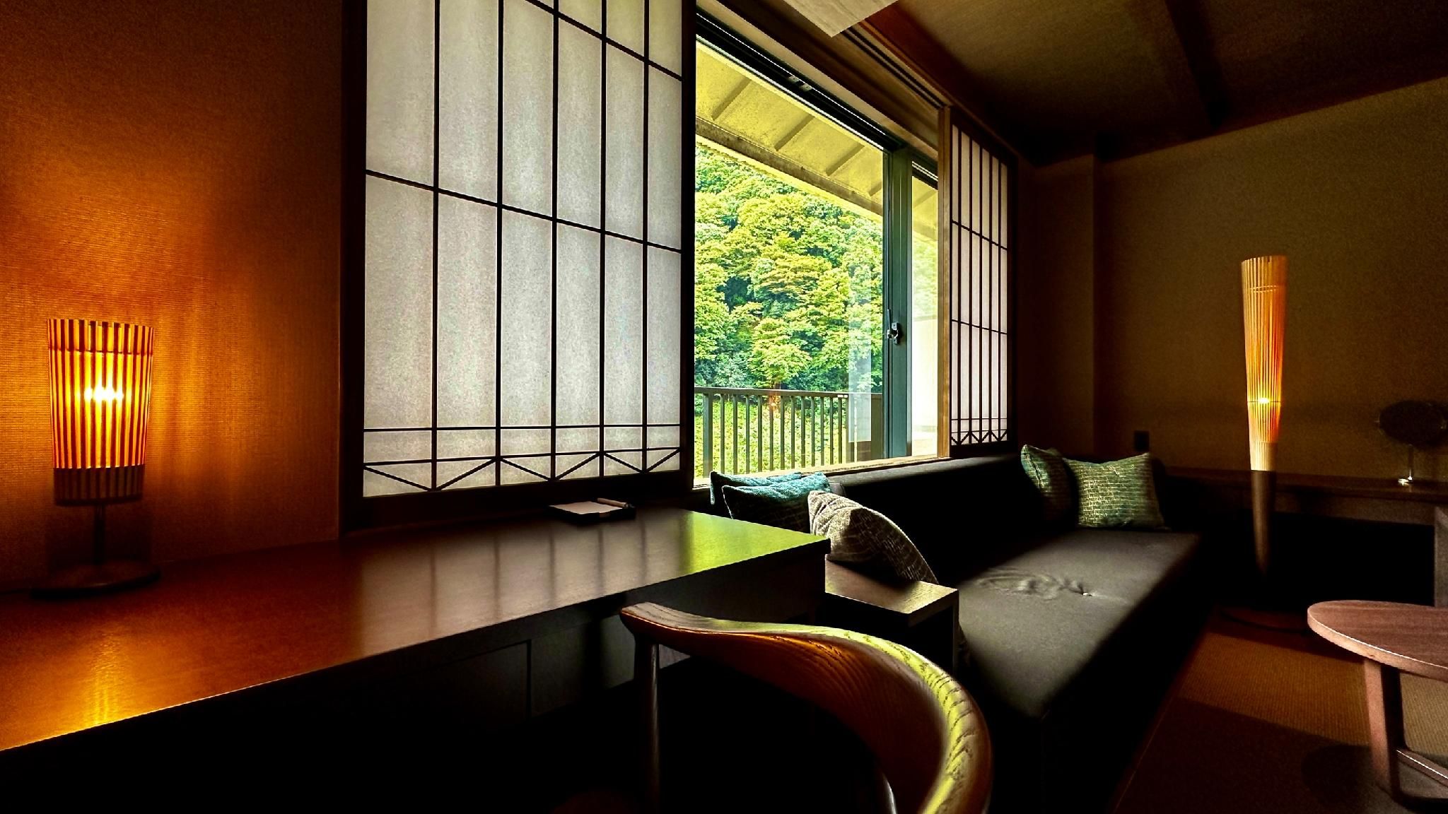 Luxury Suite with Open-Air Bath