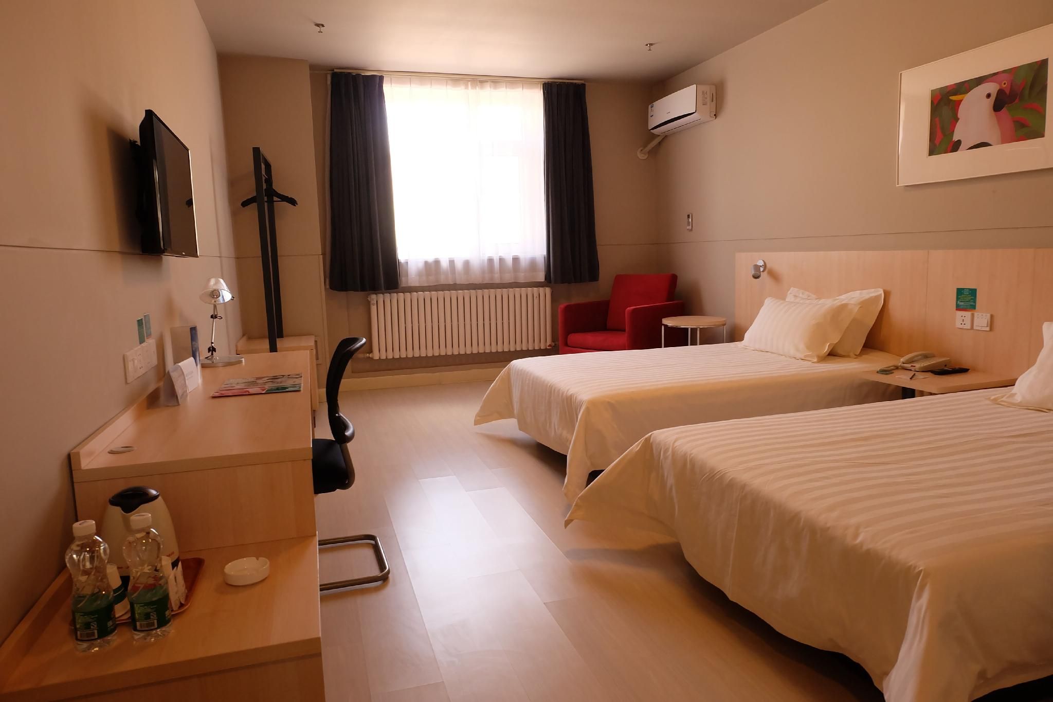 Business Standard room C