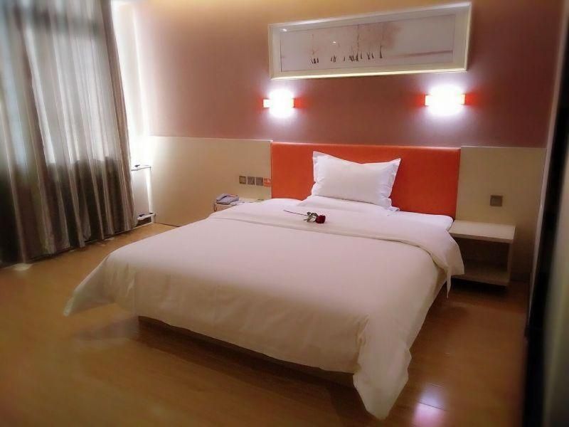 Select You Ter Room