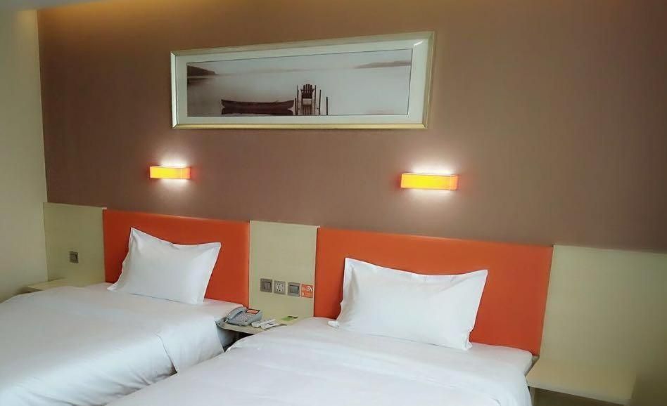 Premium Deluxe Twin Room