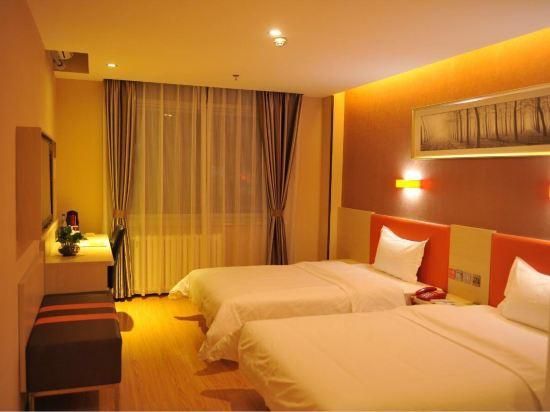 Featured Twin Room