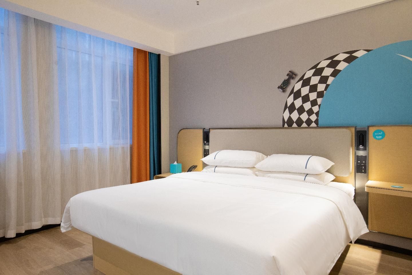 Dossen - Deluxe Bed Room