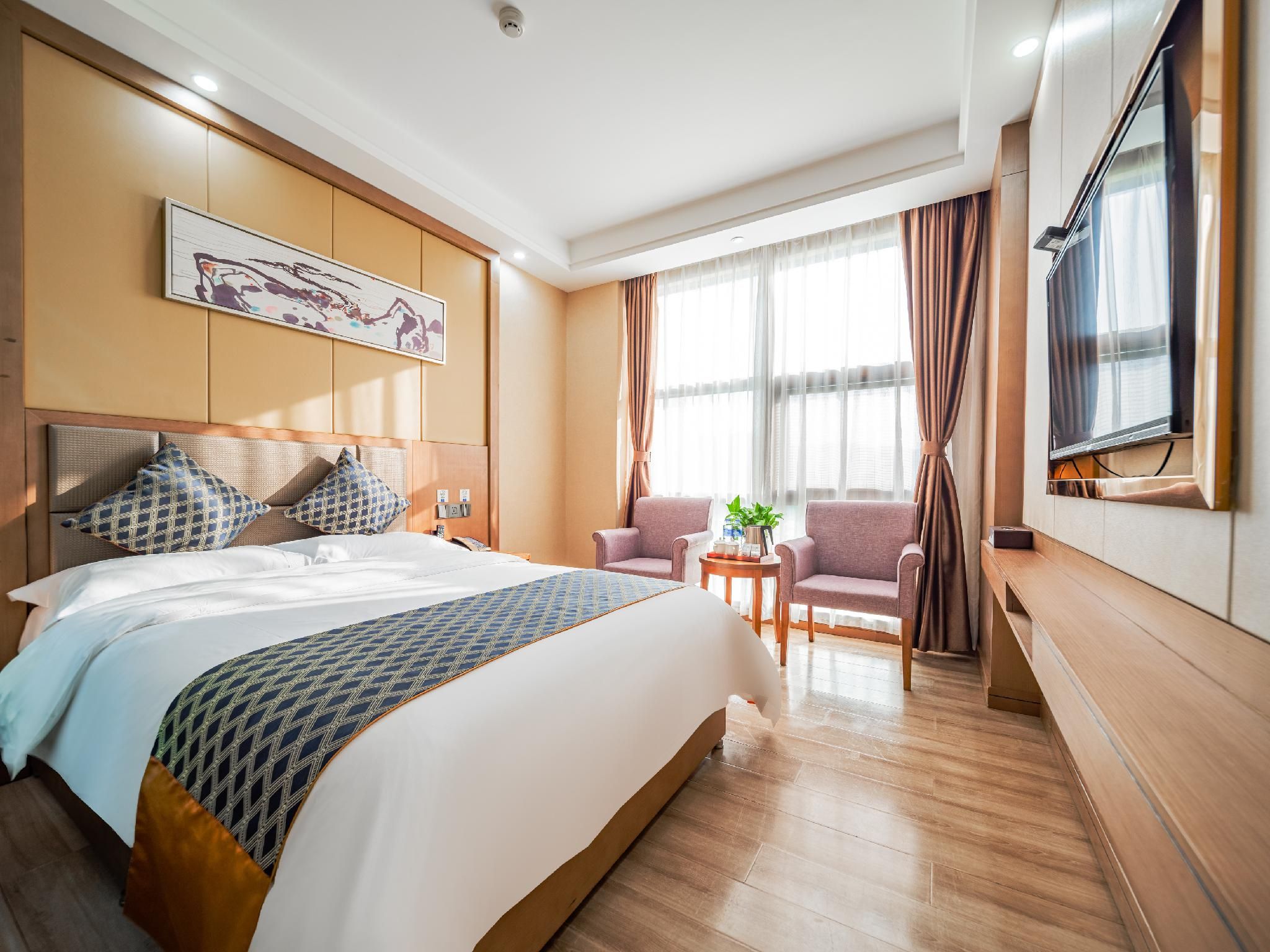 Huazhu - Room With Bed