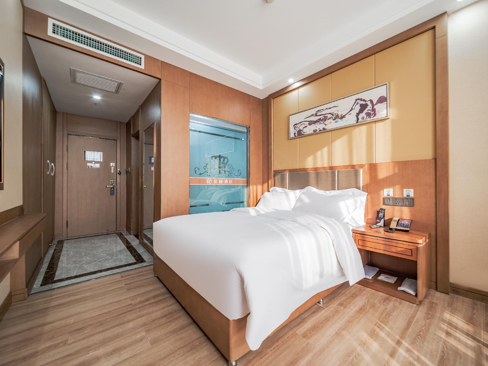 Business Queen Bed Room