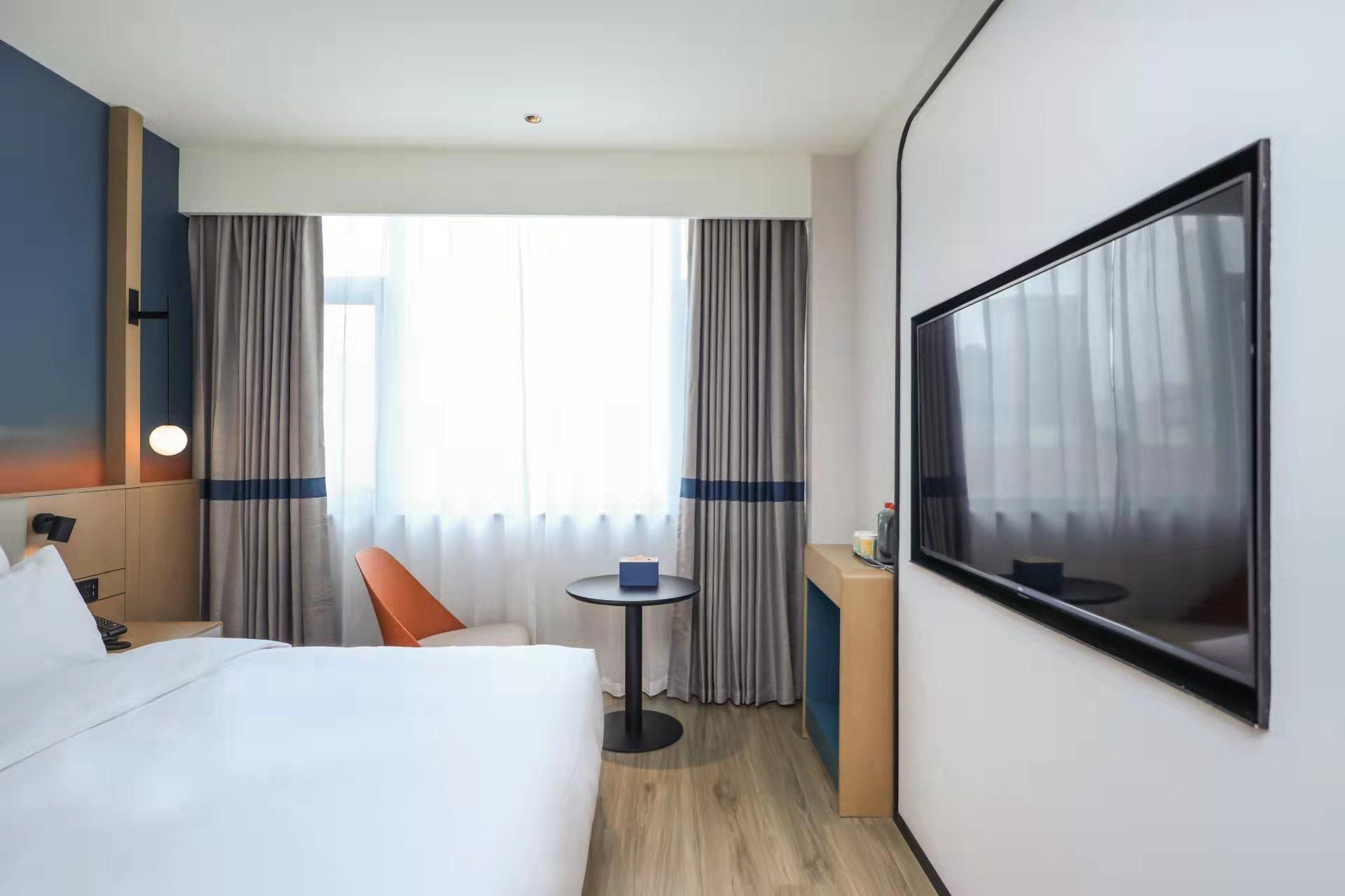 Huazhu - Superior BedRoom