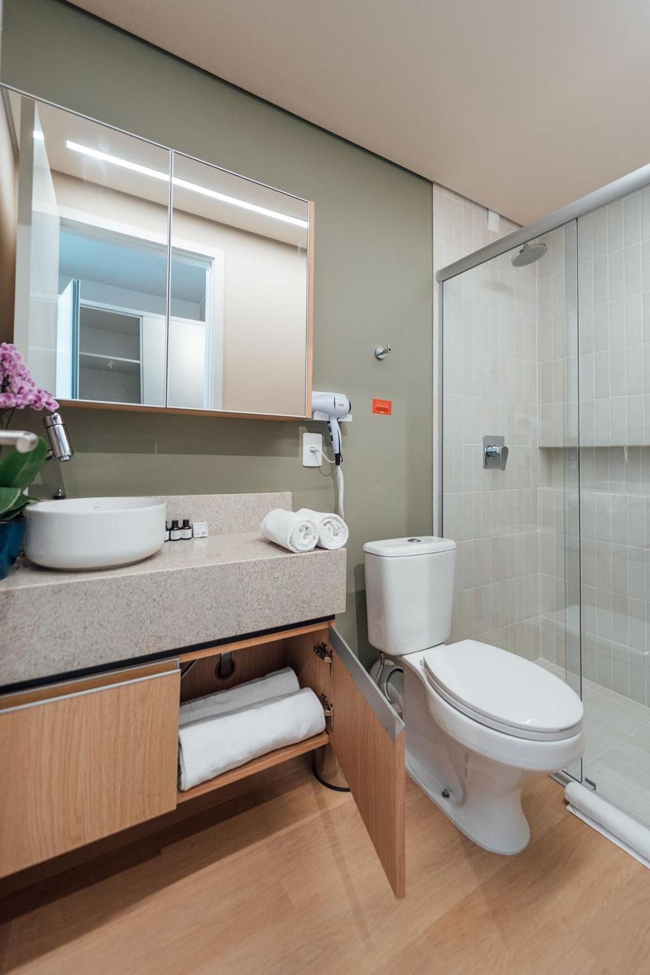 Family Two-Bedroom Apartment with View
