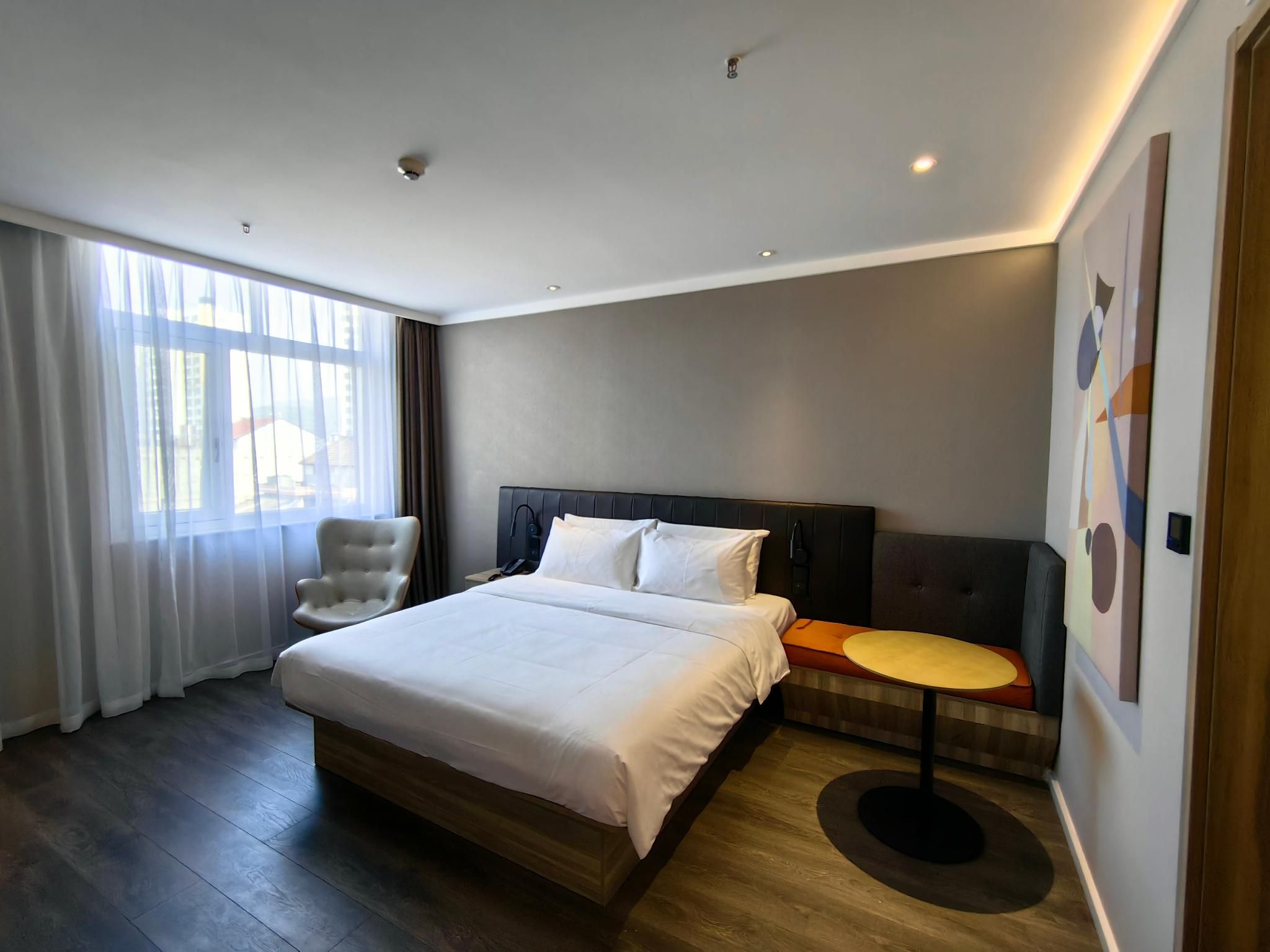 Business Queen Bed Room