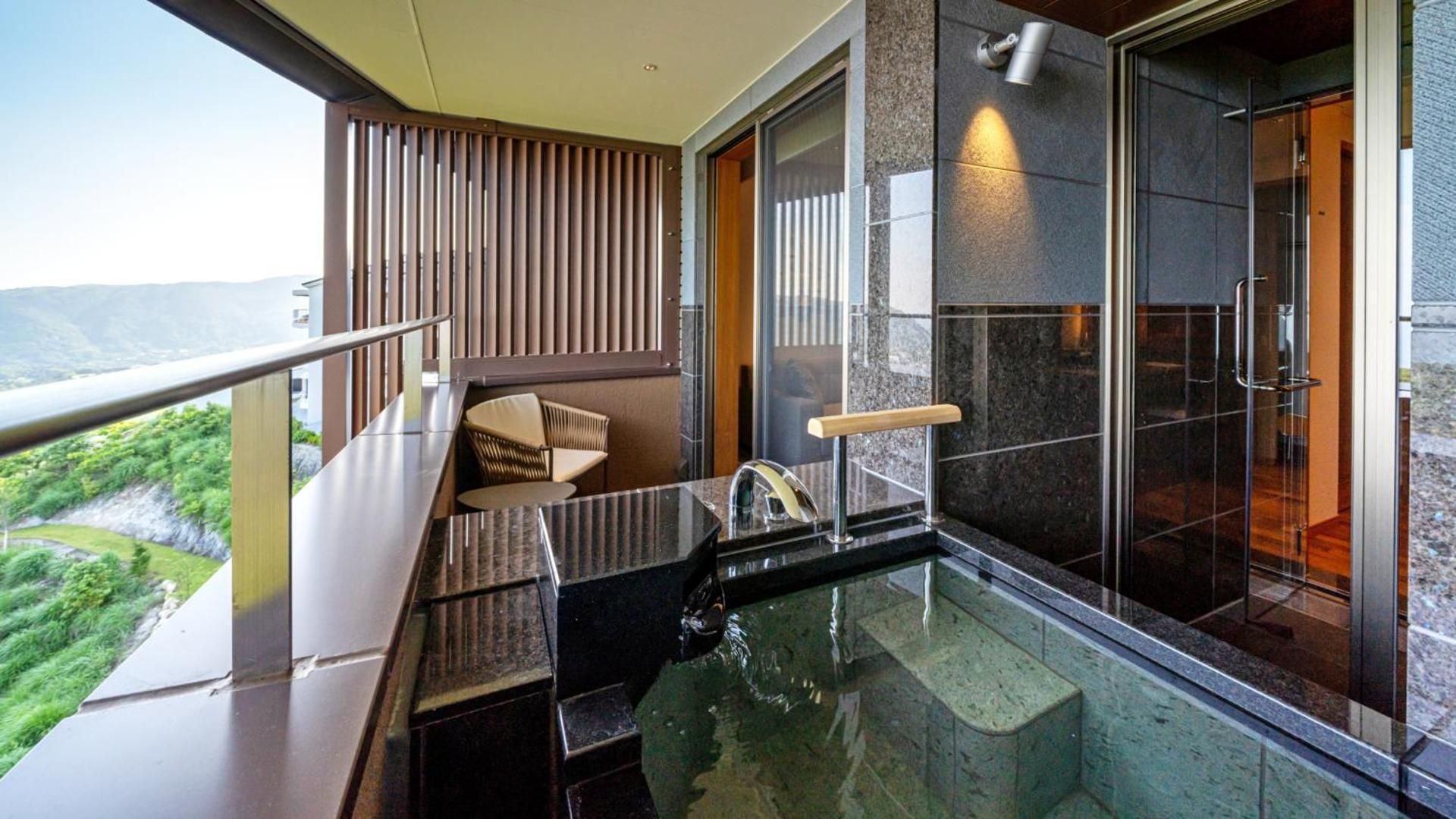 Deluxe Terrace Twin with Open-Air Hot Spring - East Building