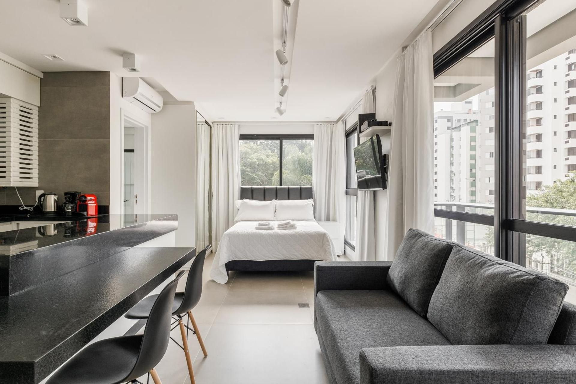 Apartment with City View