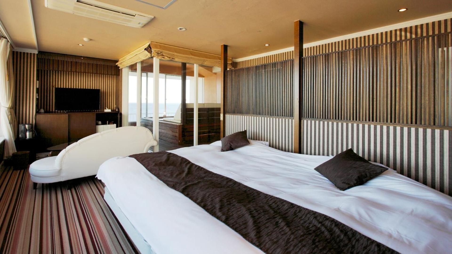 Suite with Sea View