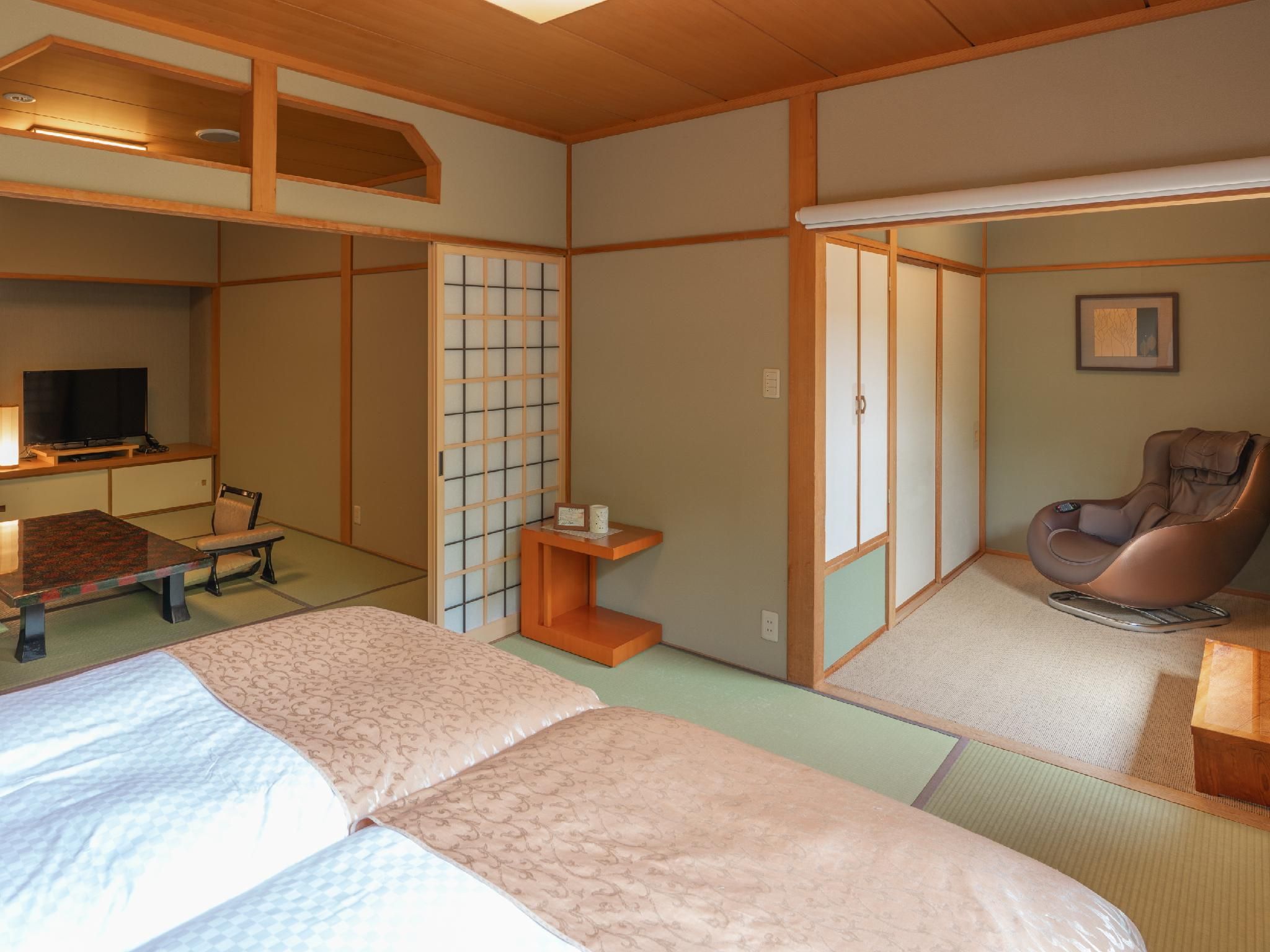 2nd Floor Japanese Style Room with Open-Air Bath, Semi Open-Air Bath and Garden