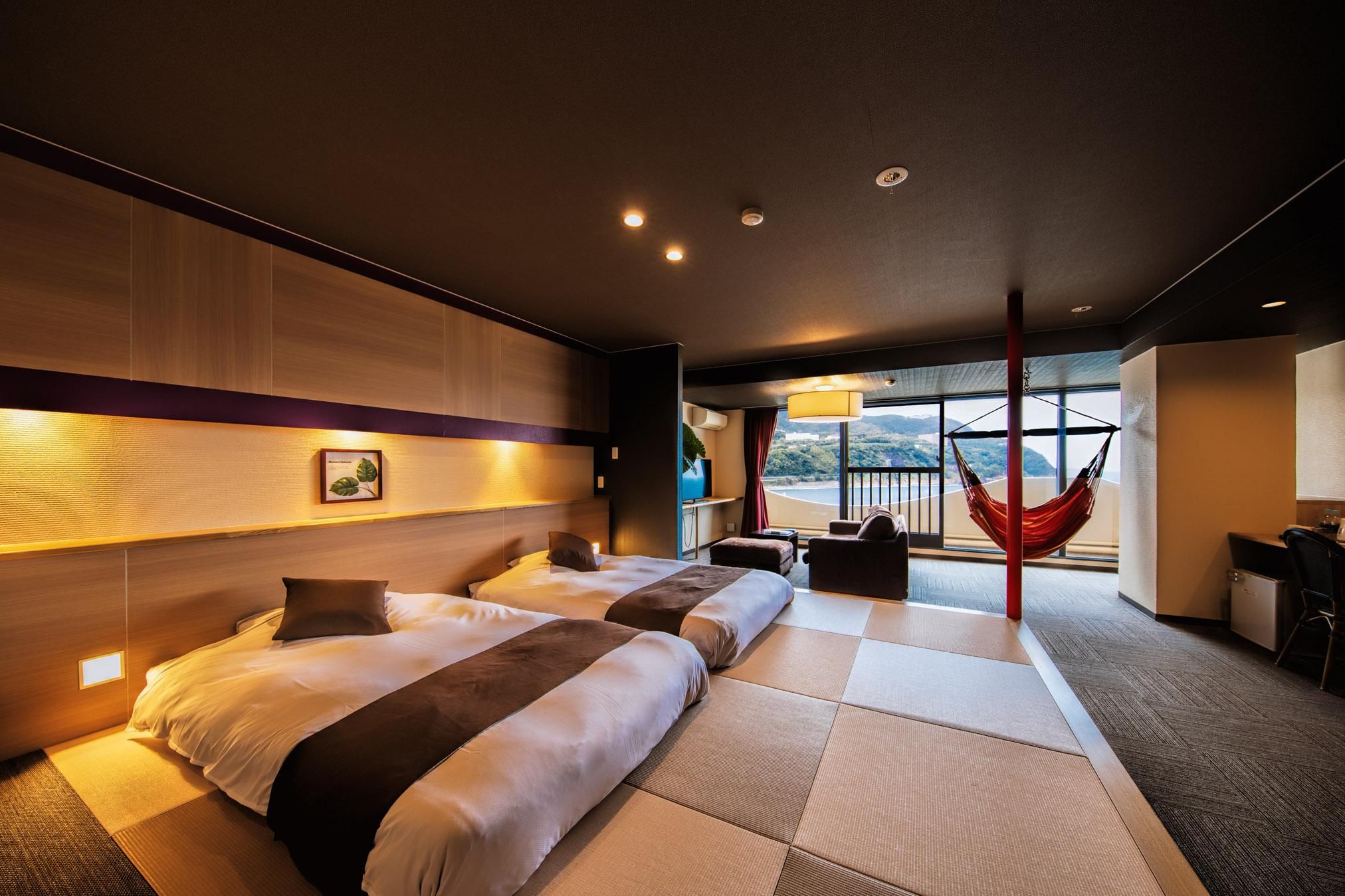 Suite 2