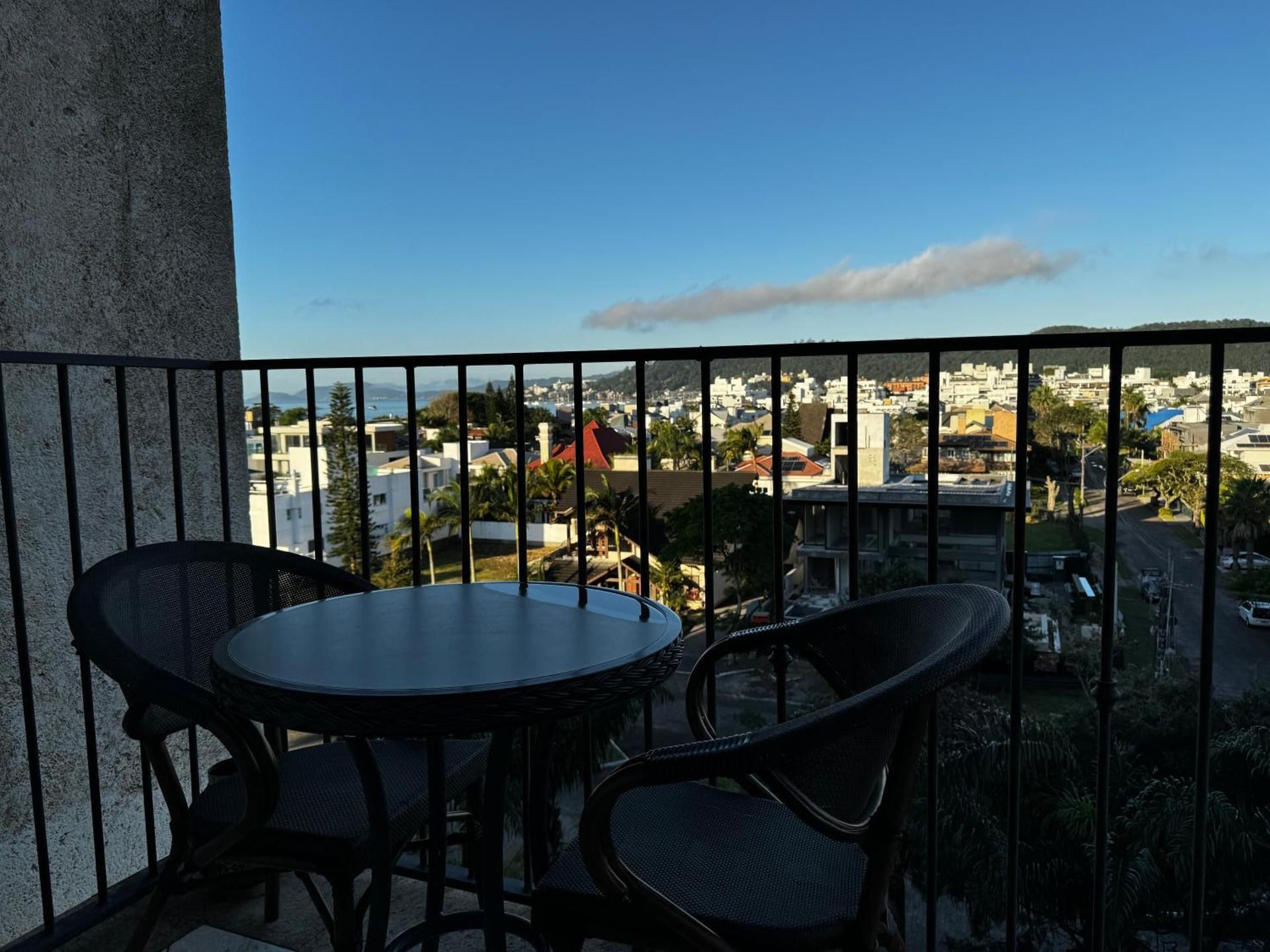 One-Bedroom Premium Apartment with Ocean View