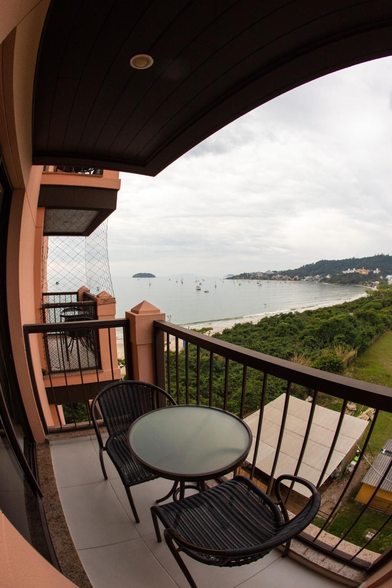 Studio with ocean view