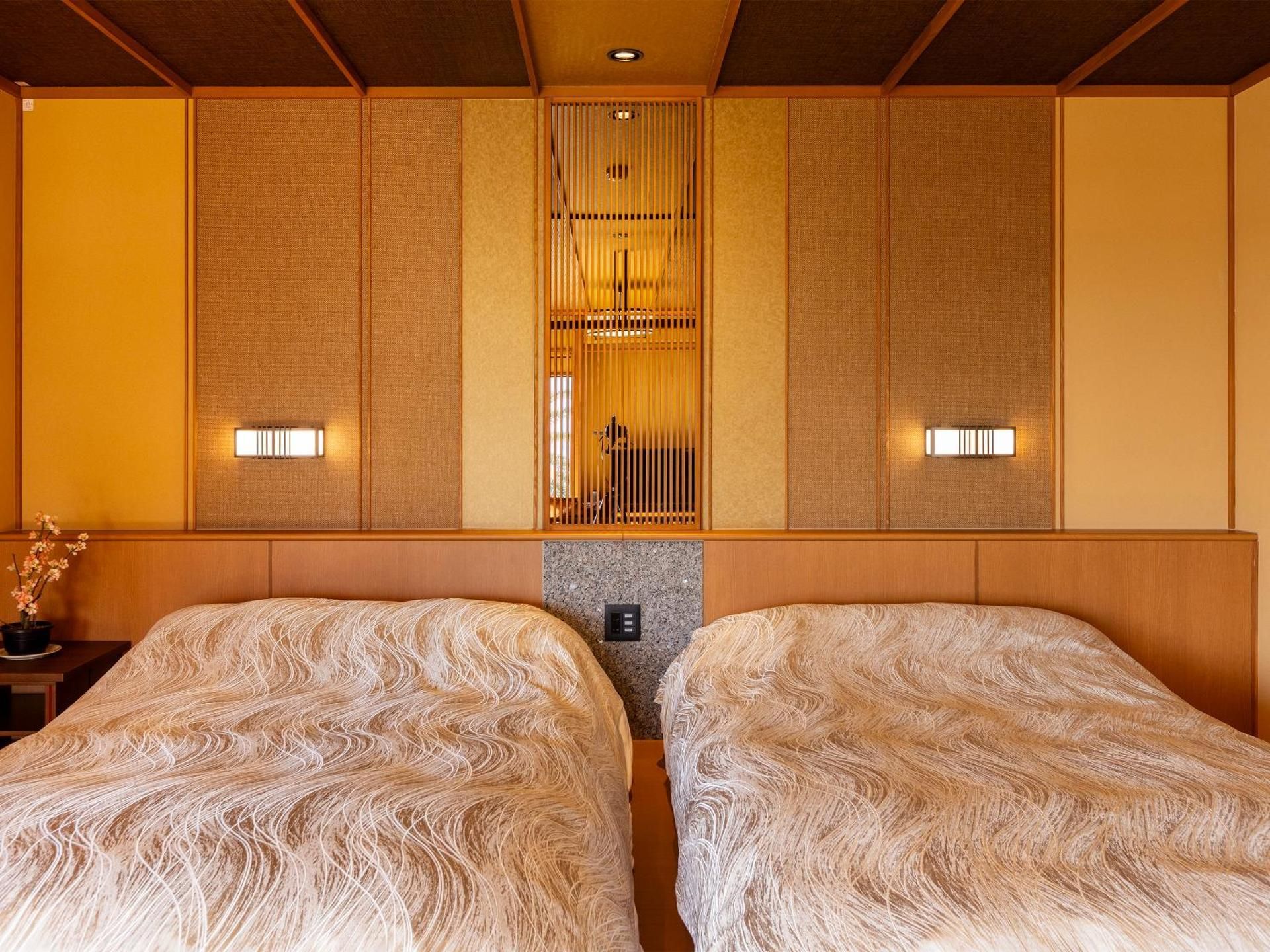 Deluxe Suite with Sea View