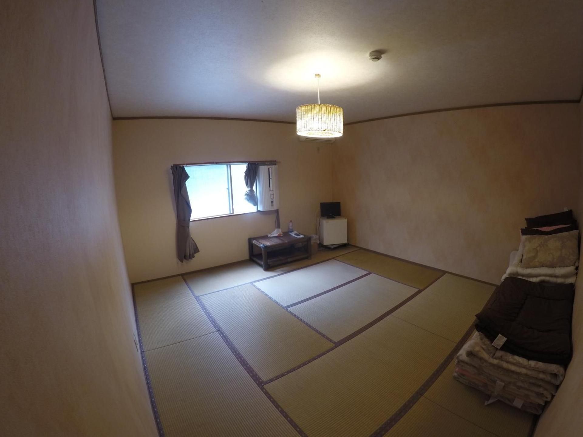 Japanese-Style Room