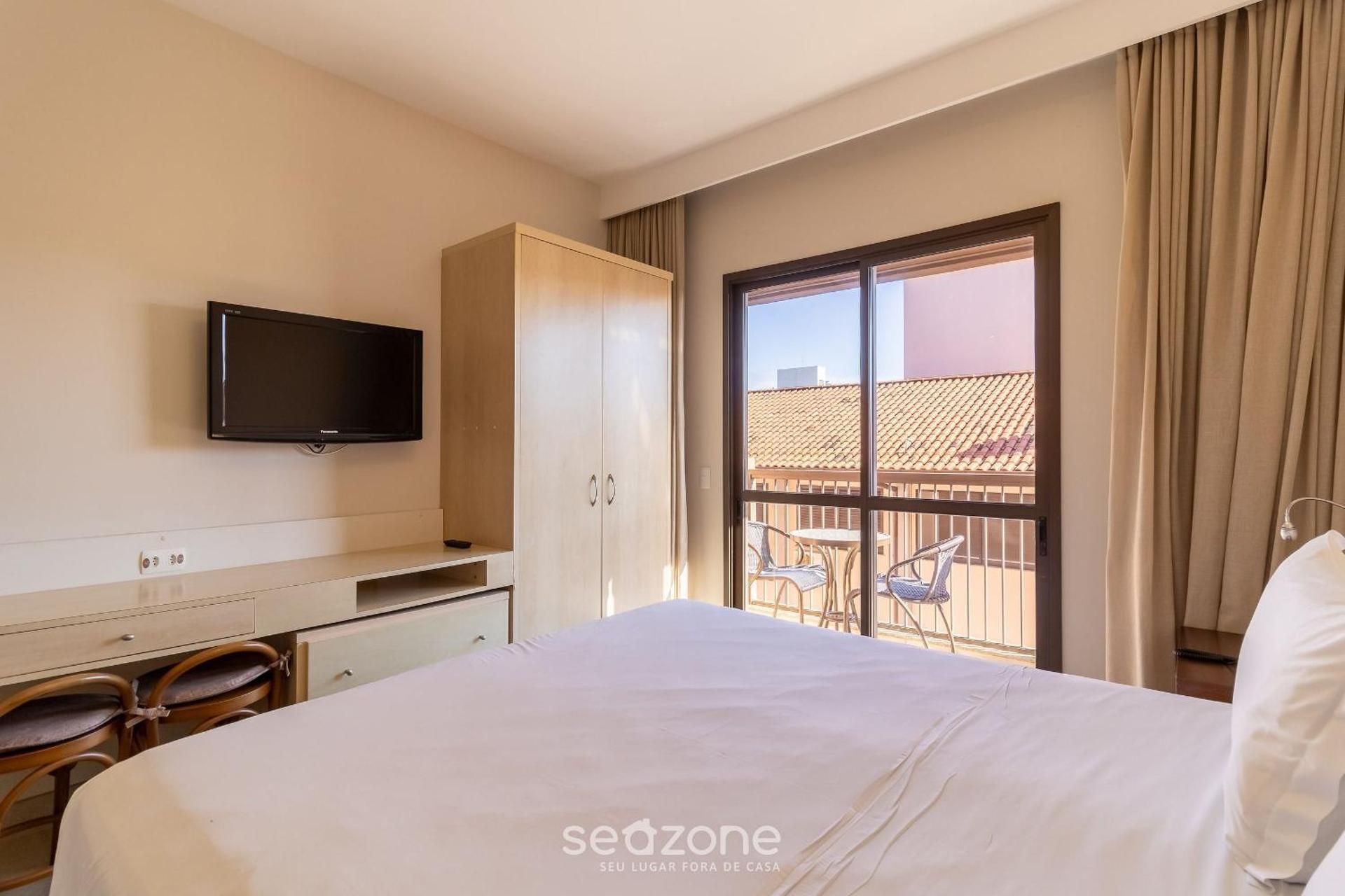 One-Bedroom Family Apartment