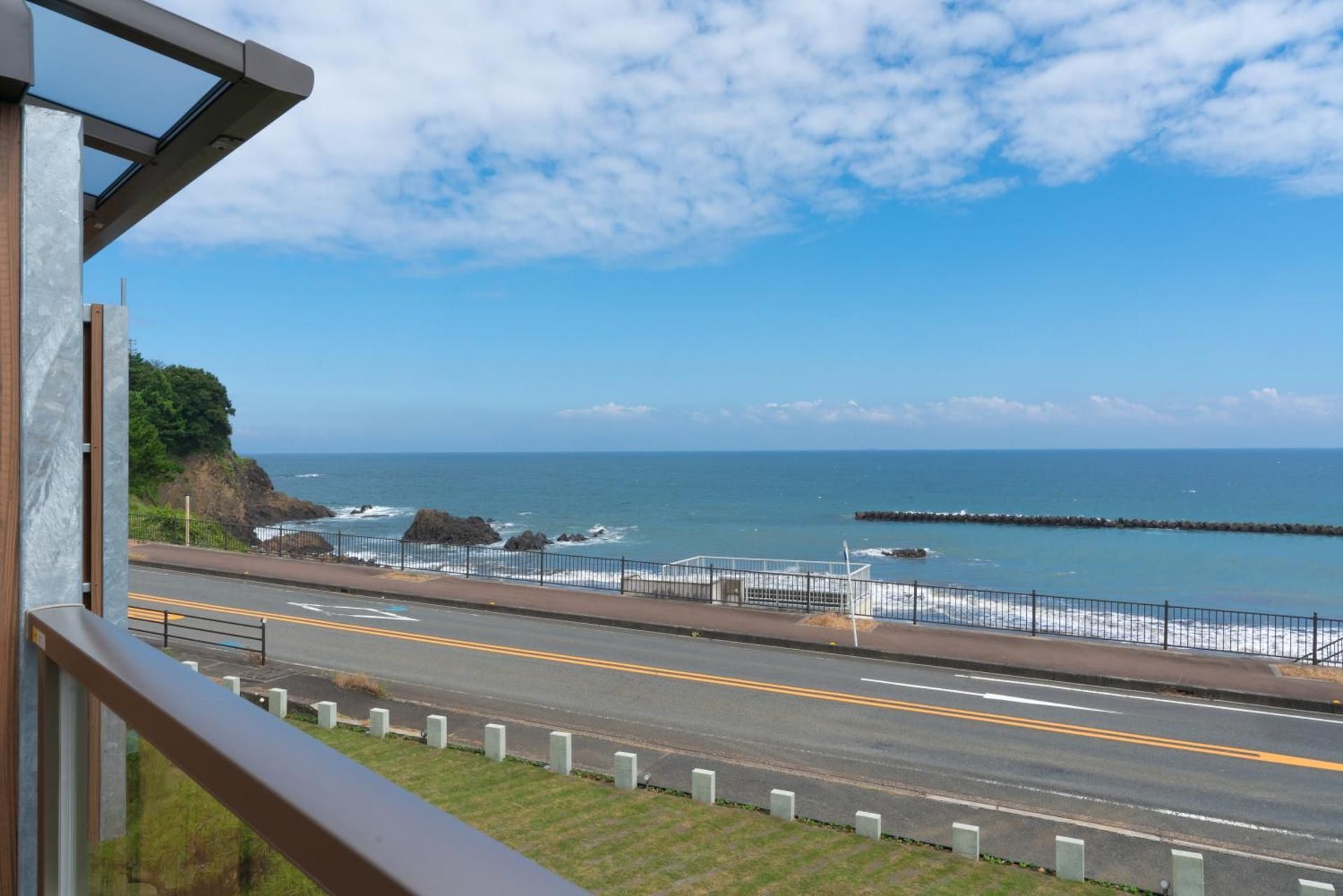 Standard Corner Room with Open-Air Bath - Ocean View