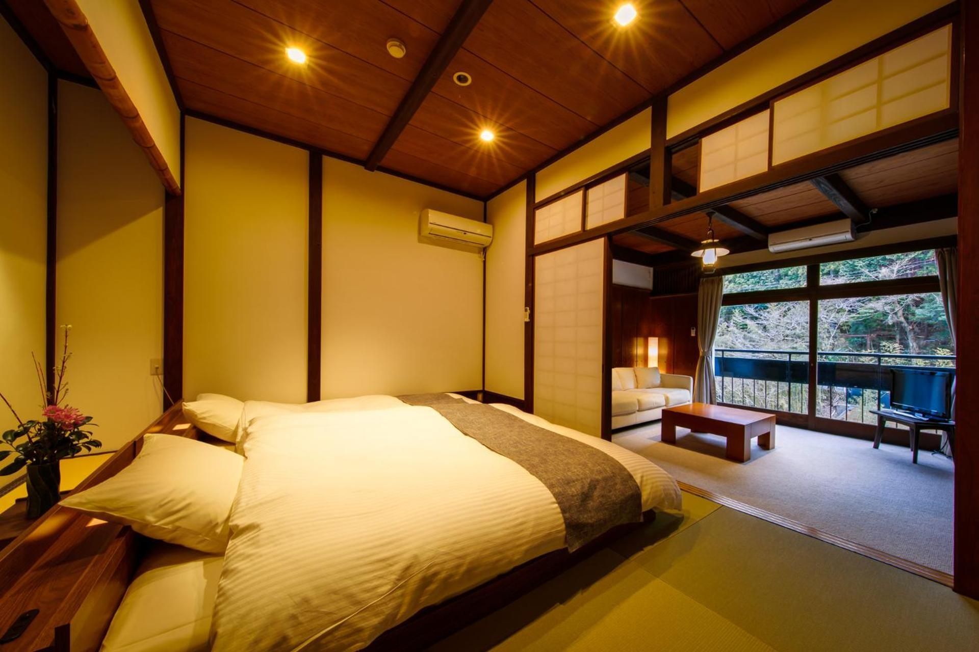 Japanese-Style Twin Room