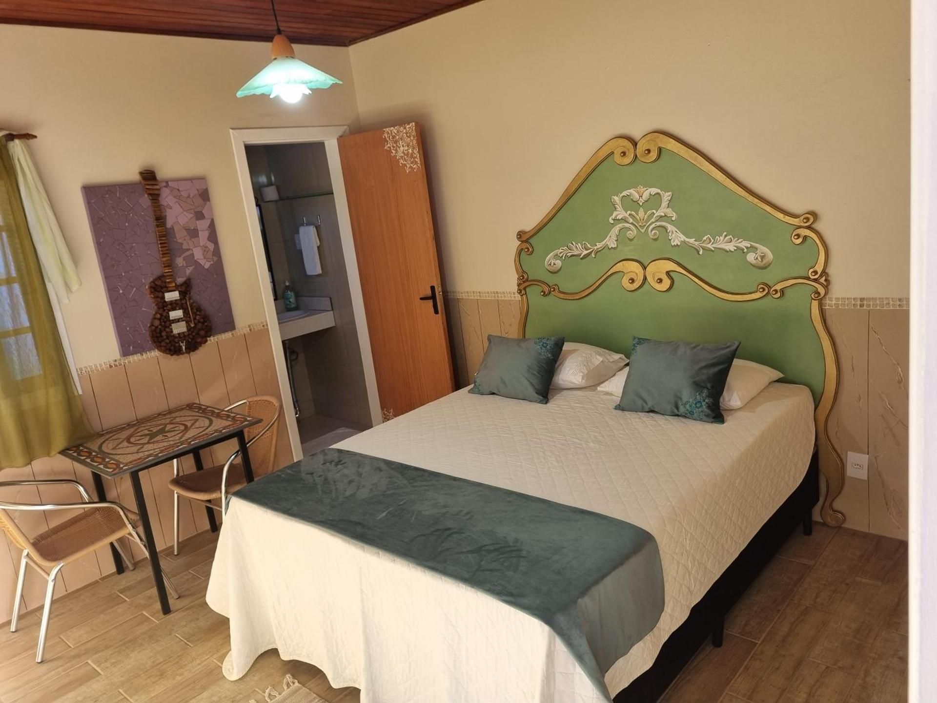 Queen Suite