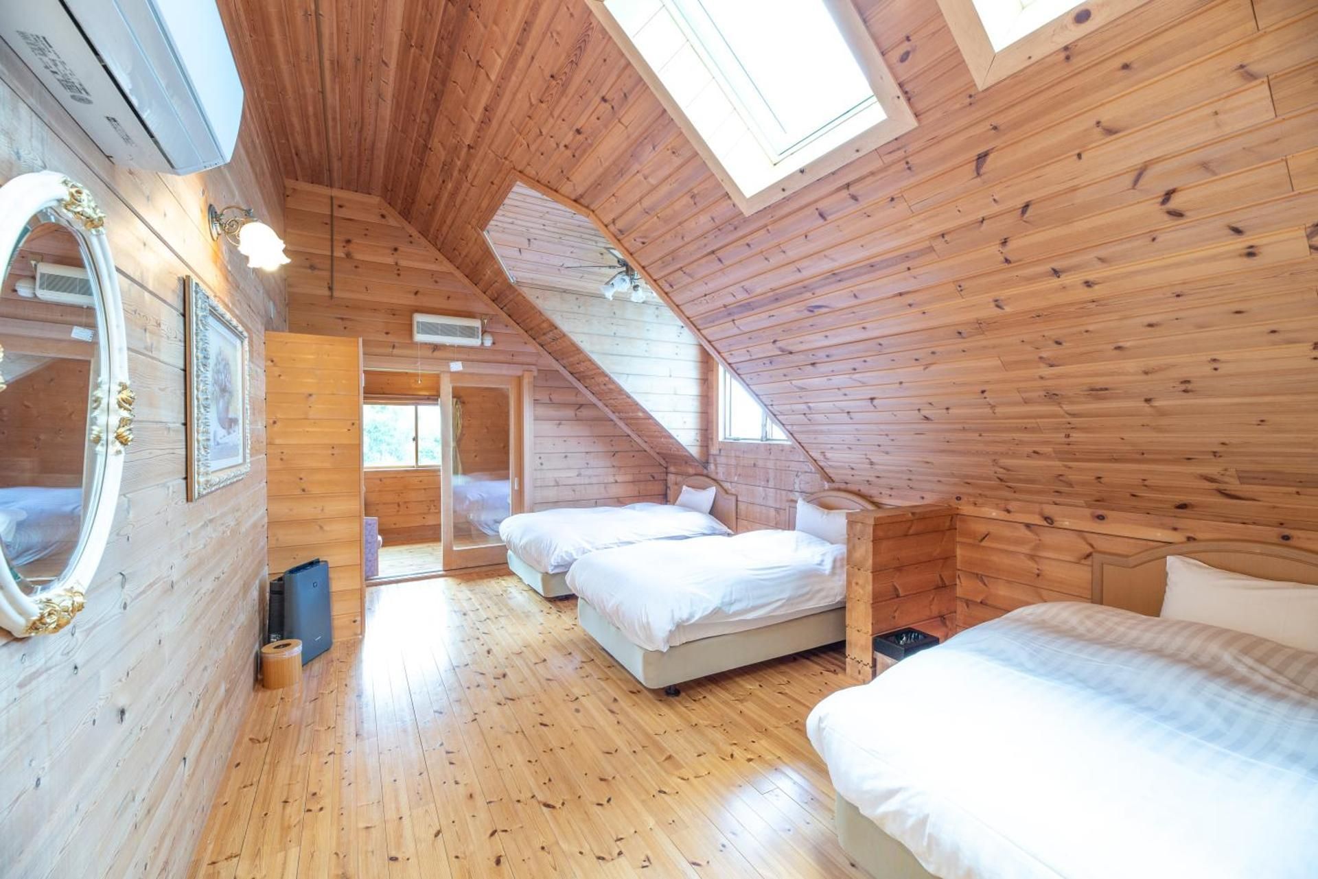 【UTO】Luxury Log House Villa