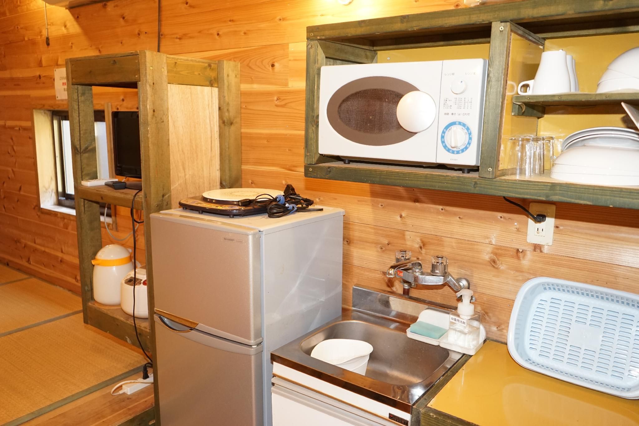 Twin Room with Shower - Non-Smoking