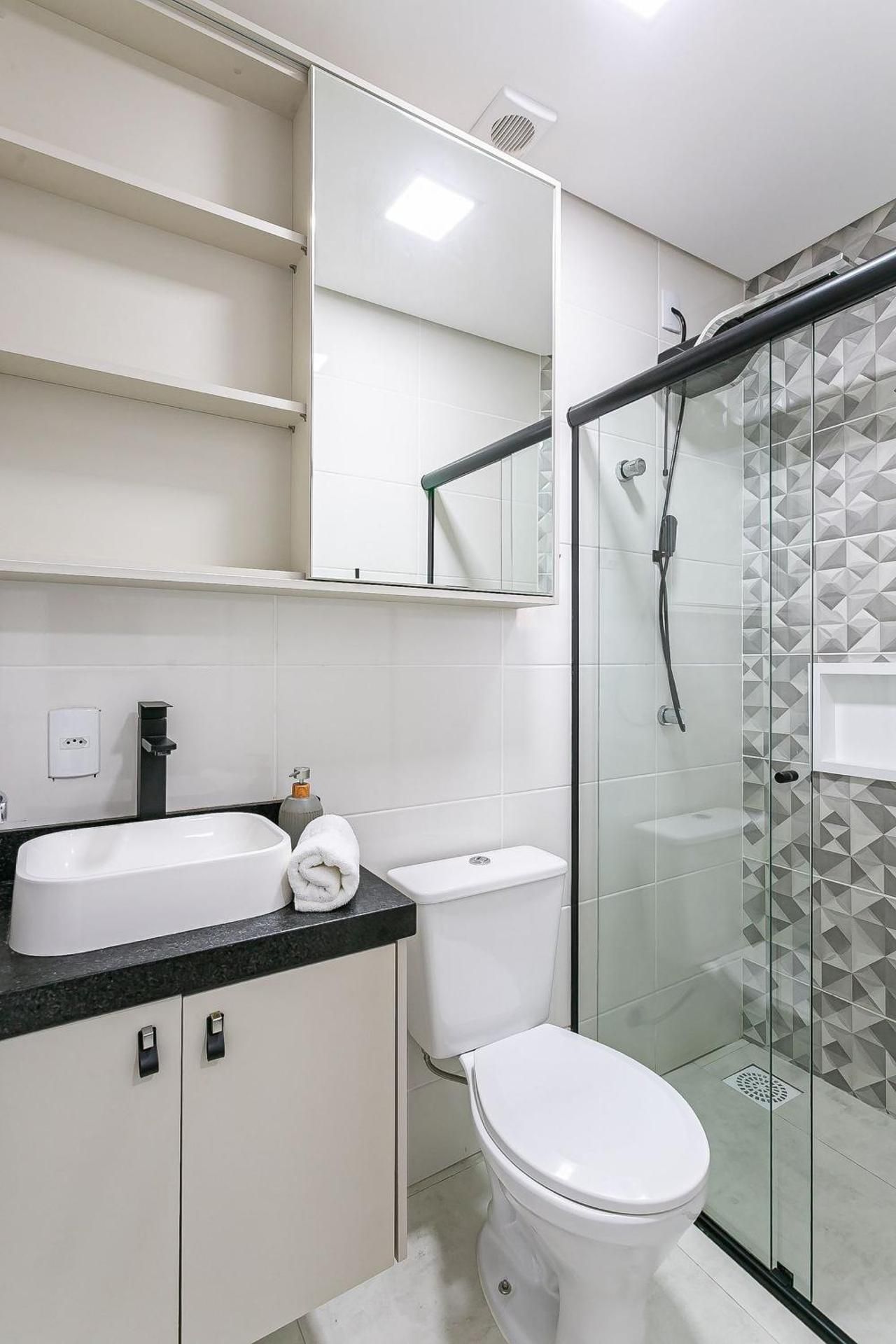 Studio Apartment with One Double Bed
