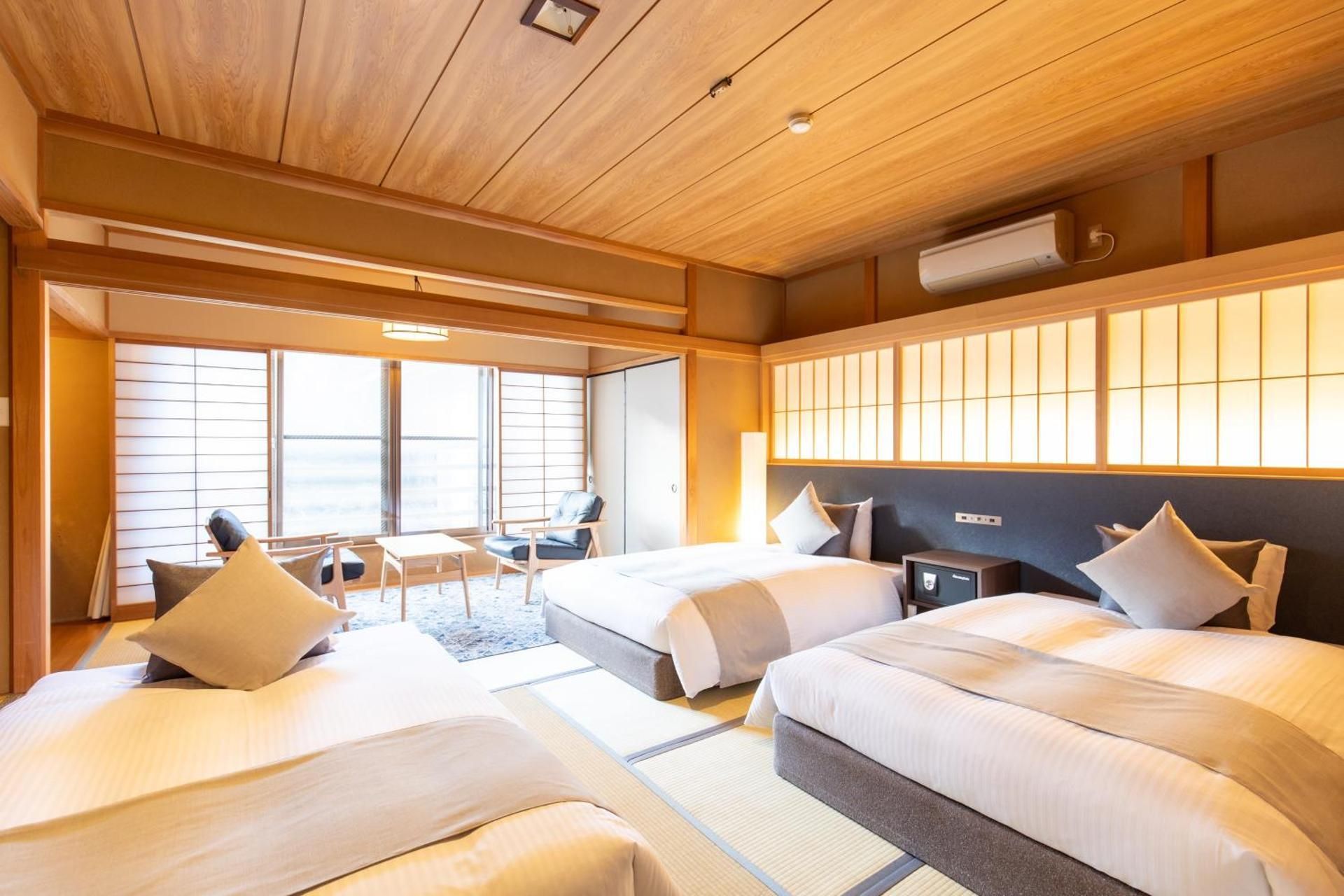 Triple Room with Shared Bathroom