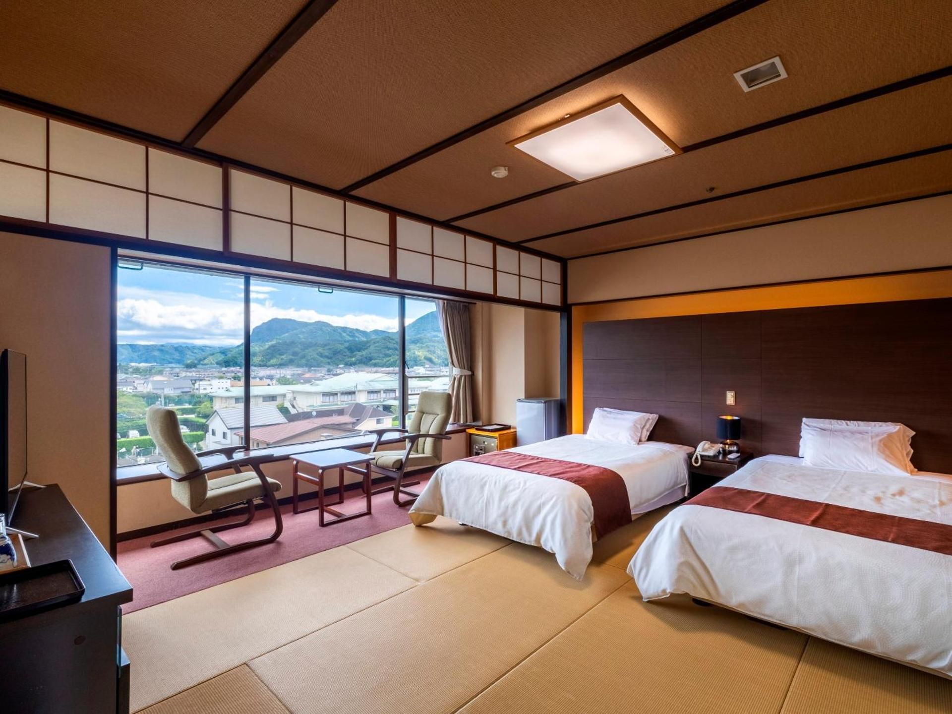 Twin Bed Room