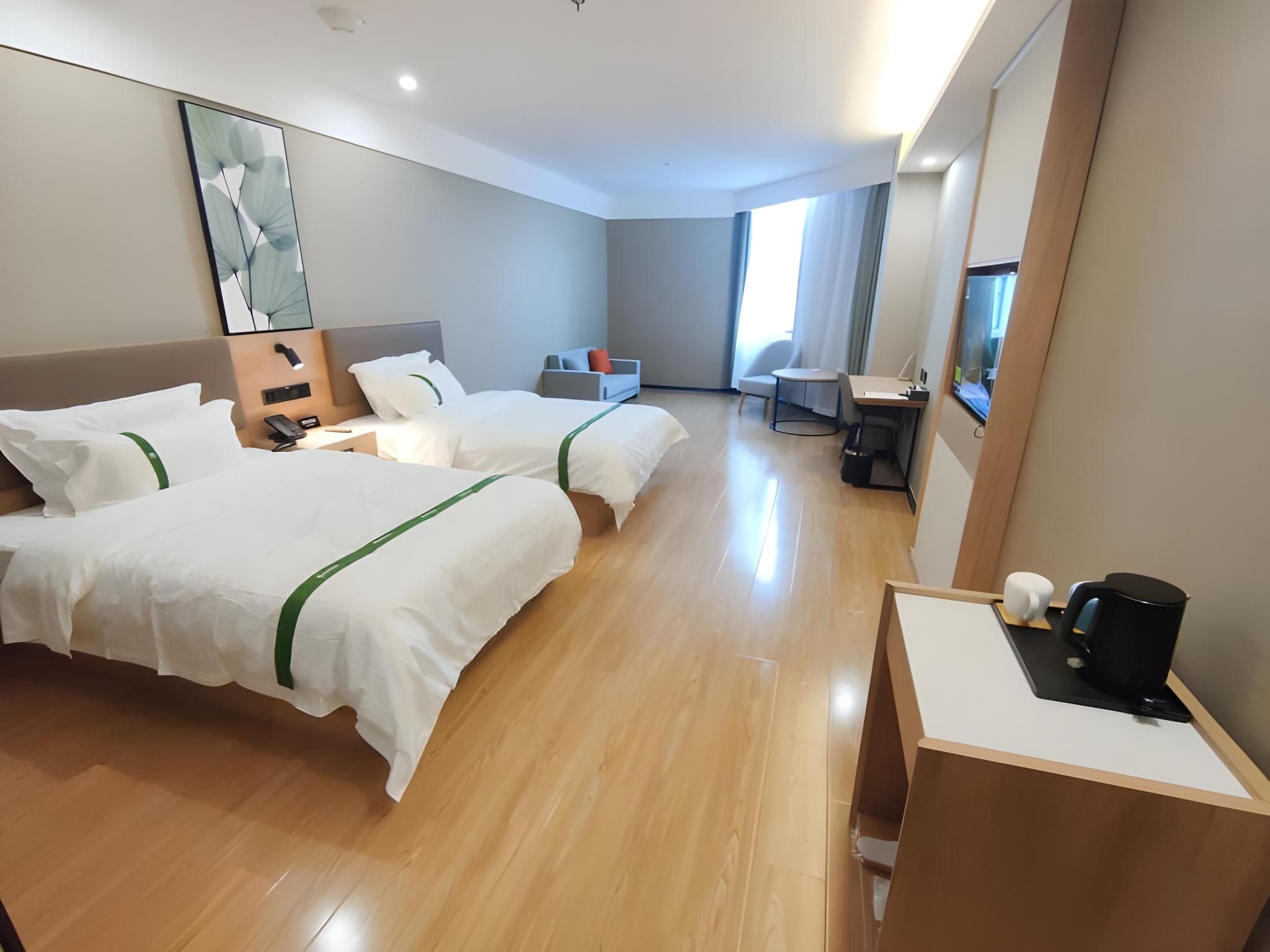 2 Bed Twin Superior Room