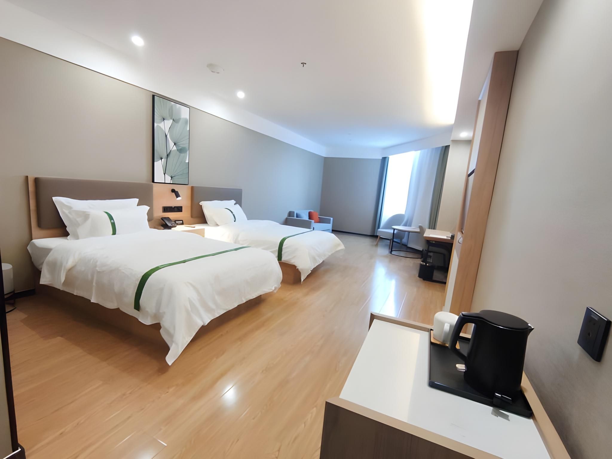 2 Bed Twin Superior Room