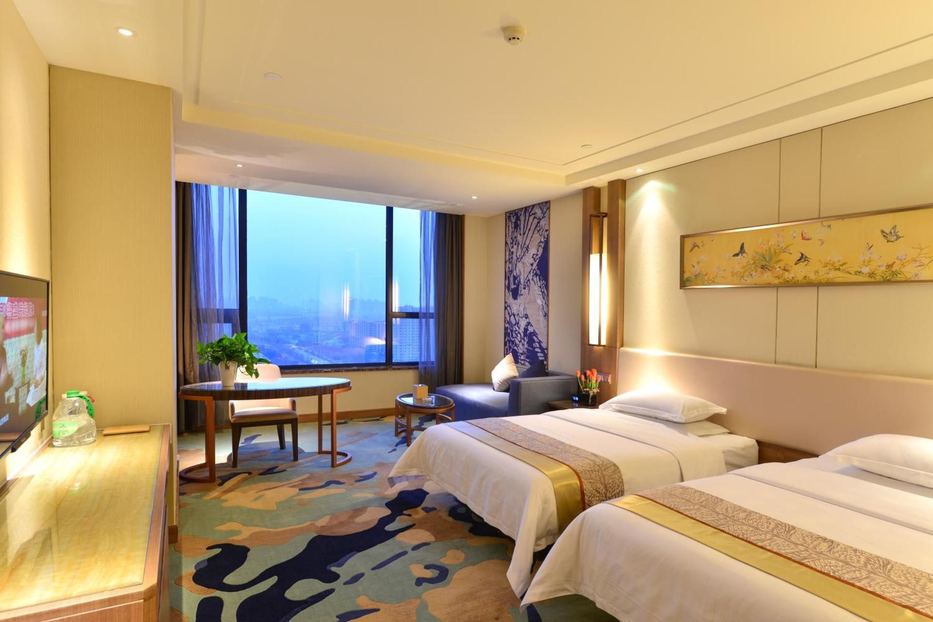 Ramada by Wyndham Heze Business 2 Double Bed Non-Smoking Room 2