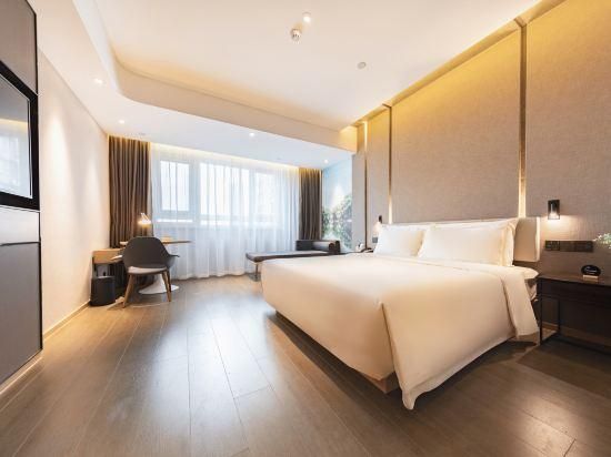 Executive room, Guest room, 1 Queen