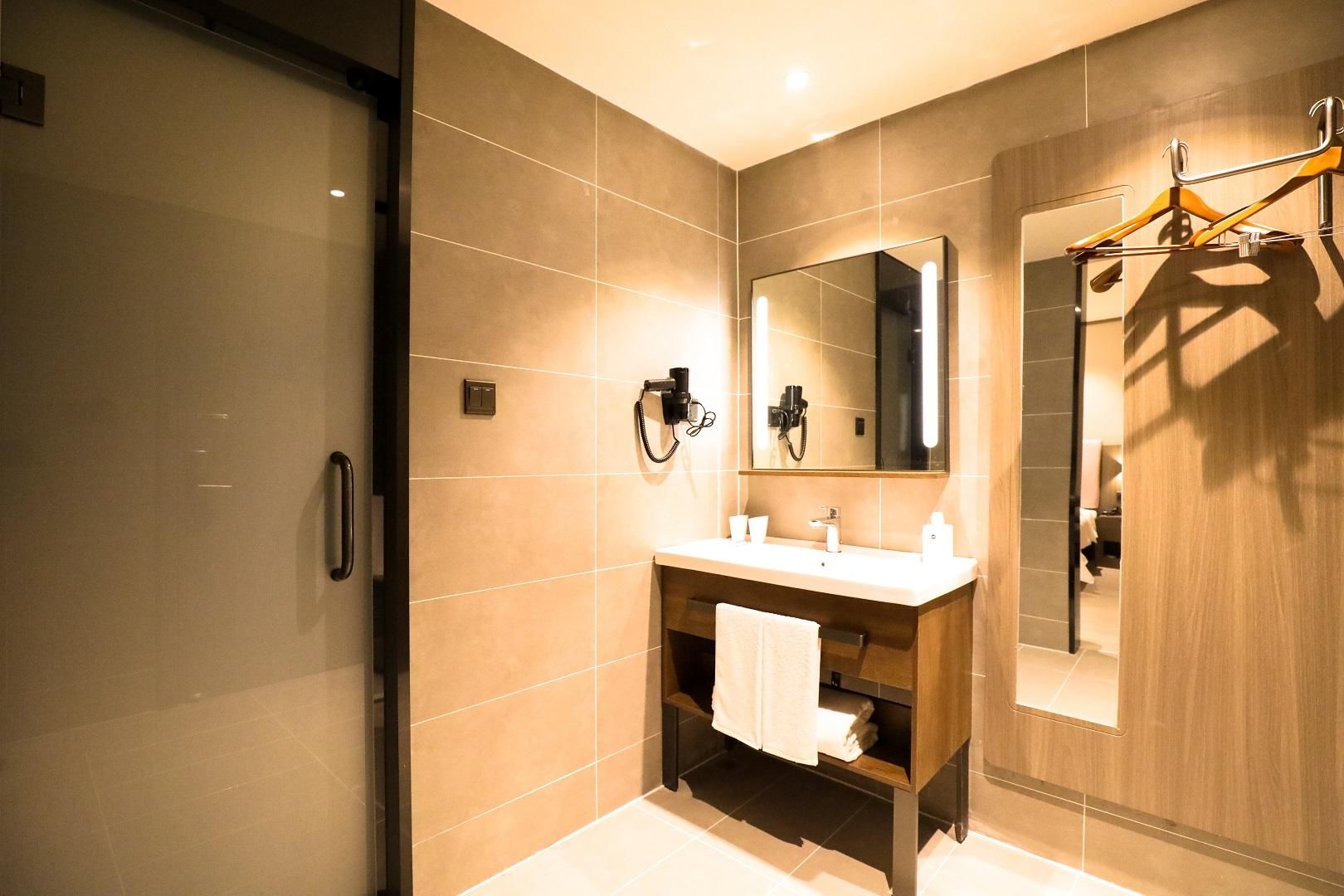 Huazhu - Twin Room