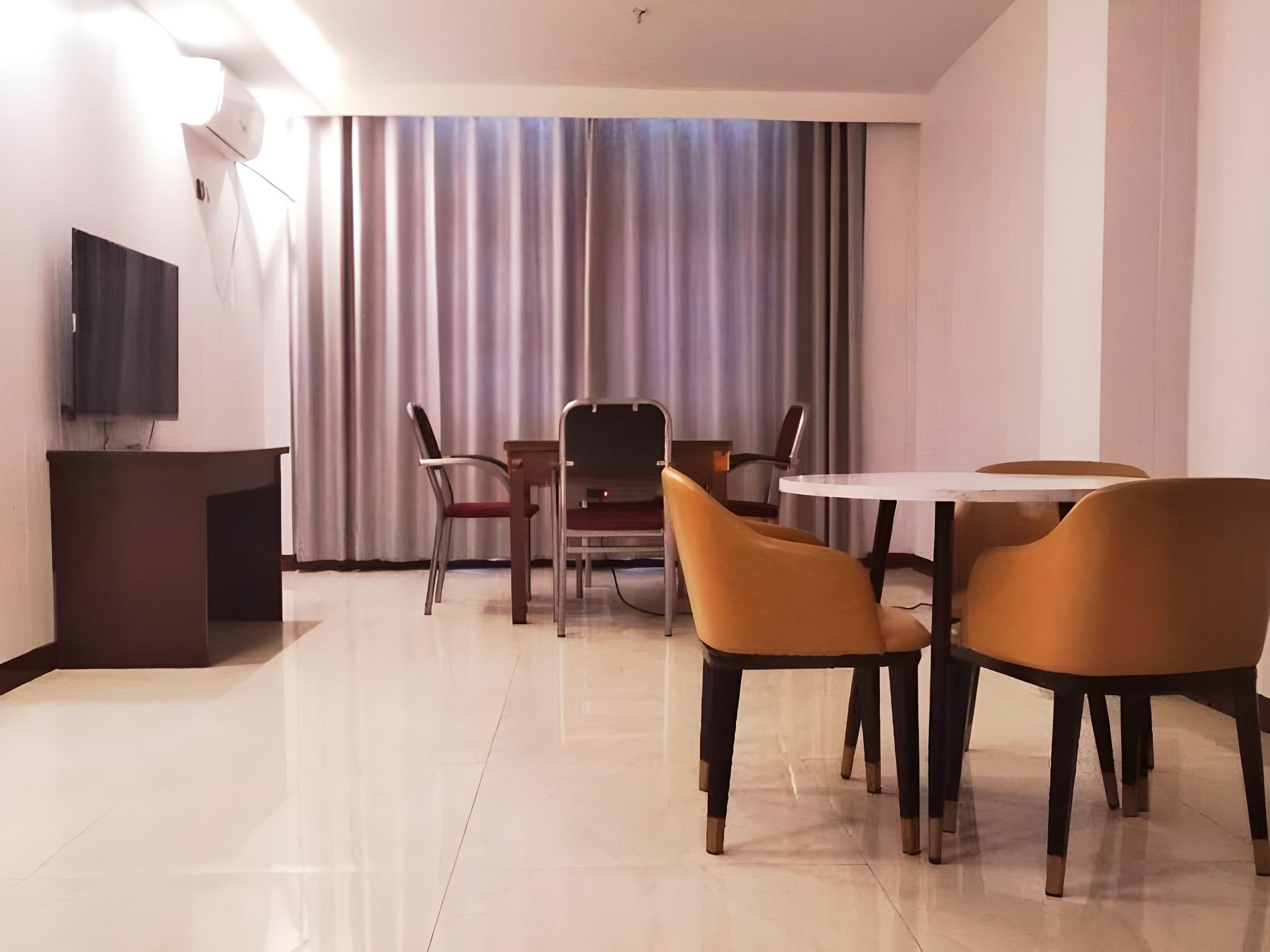 Superior Suite