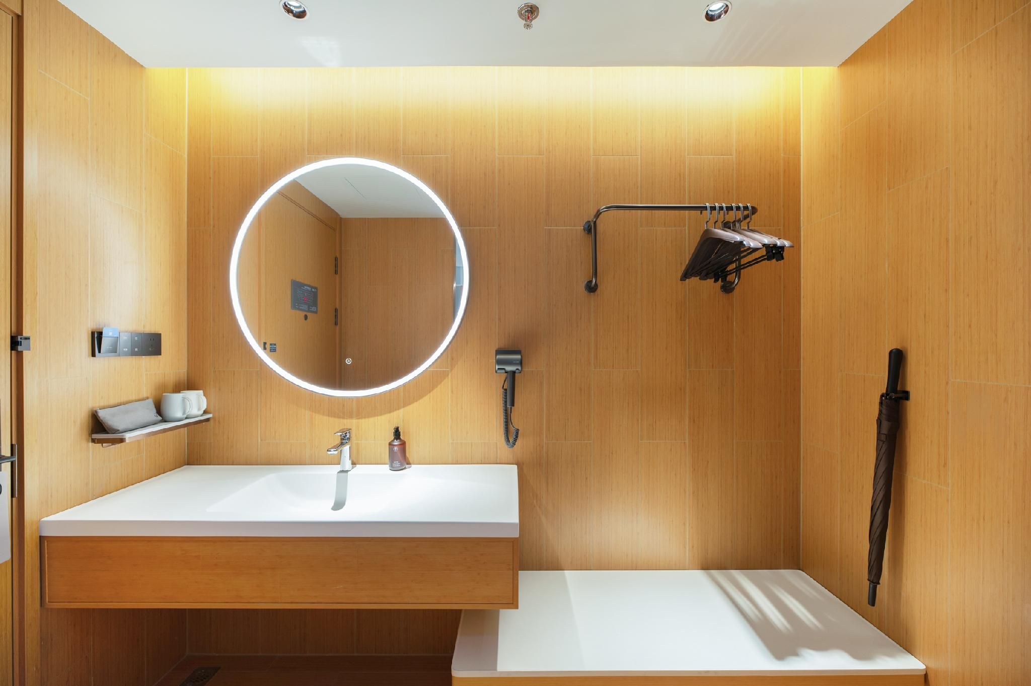 Huazhu - Superior BedRoom