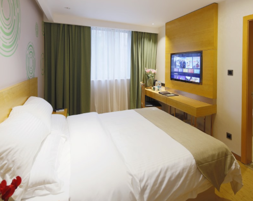 Hotel Queen Room