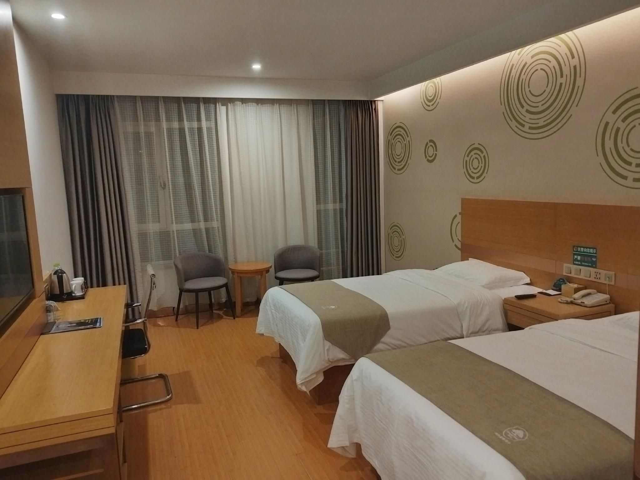 GreenTree Inn Shandong Heze Caoxian Zhuangzhai Town Oriental Times City Business Hotel Superior 1 Queen 2