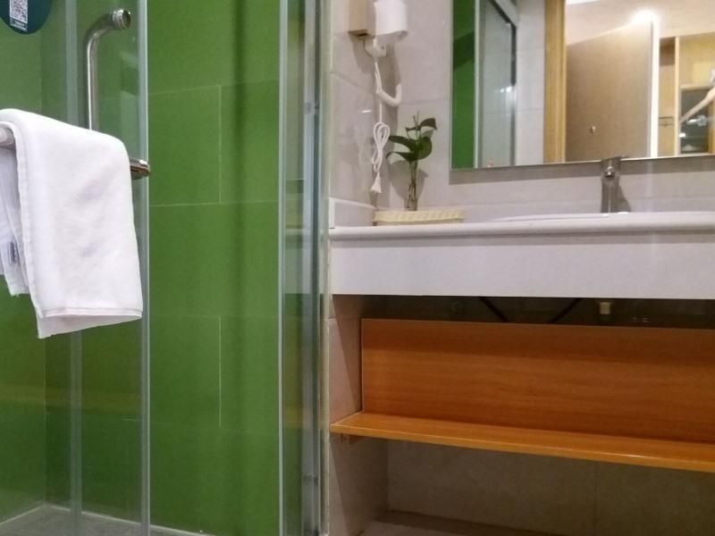 GreenTree Inn Shandong Heze Caoxian Zhuangzhai Town Oriental Times City Business Hotel Guest Twin Room 2