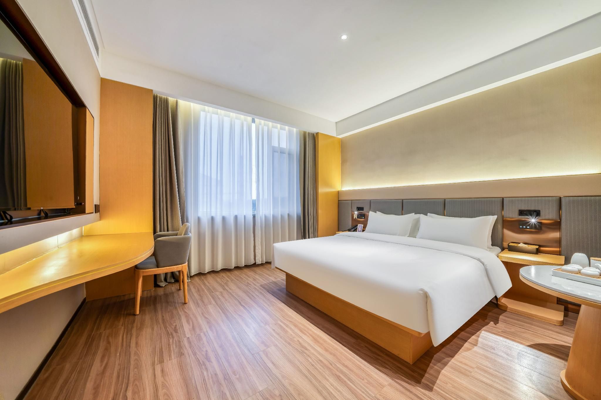 Huazhu - Suite With Twin Bed