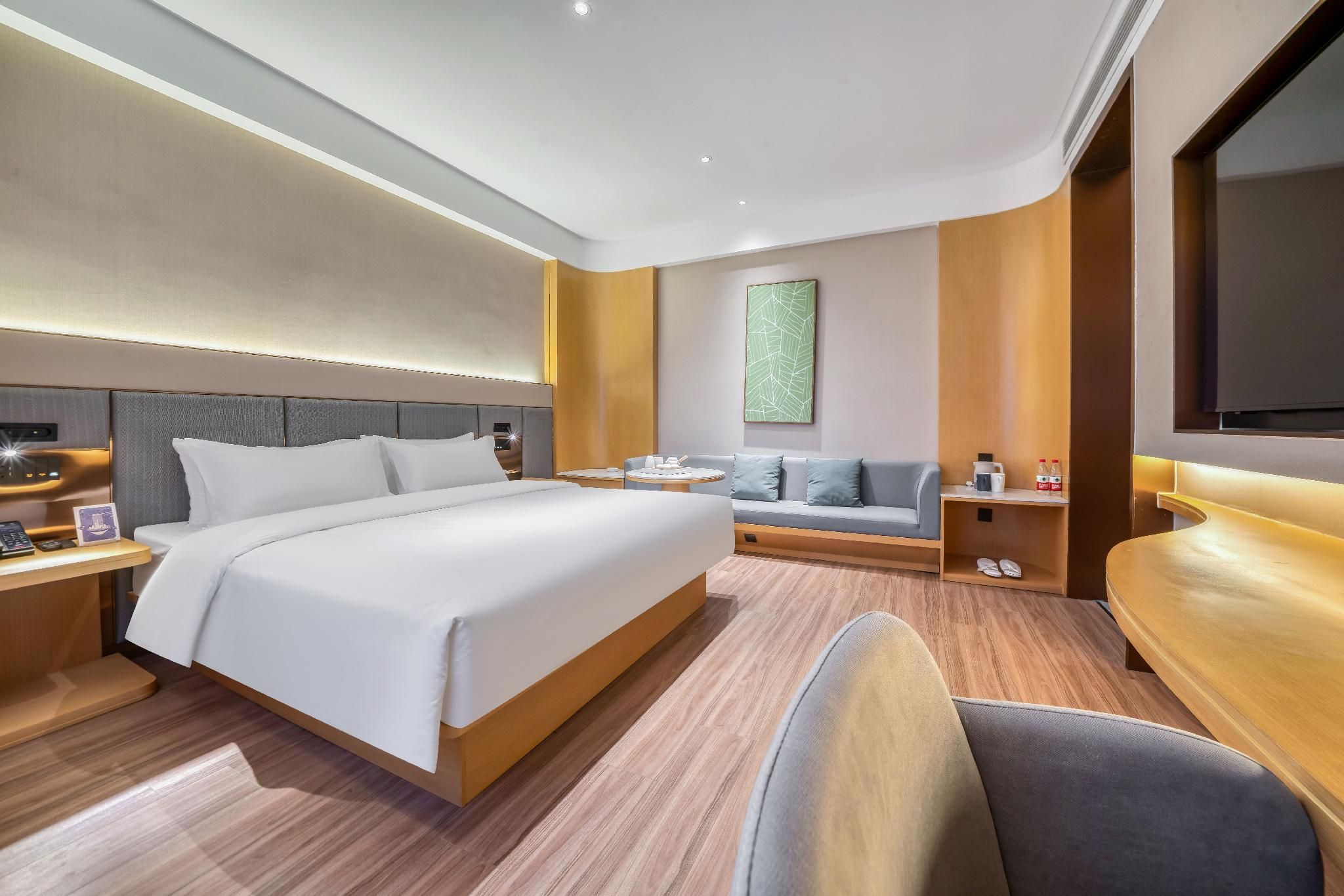 Huazhu - Suite With Twin Bed
