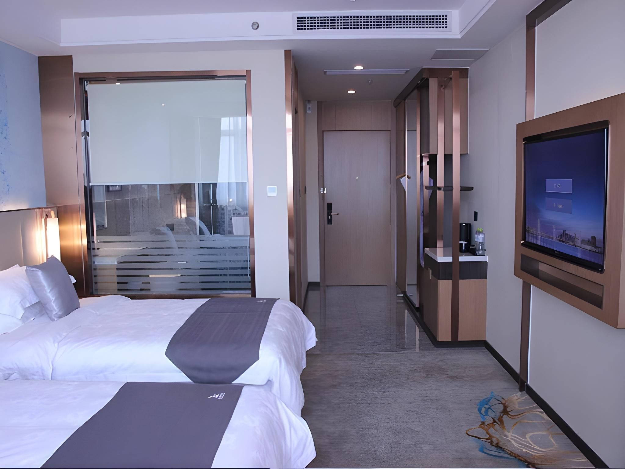 Twin Deluxe Room