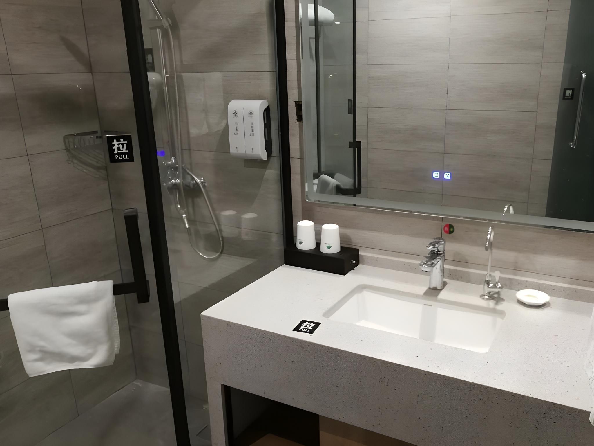 GreenTree Inn Liaocheng Yanggu Huangshan Road Shizilou 2 Bed Twin Superior Room