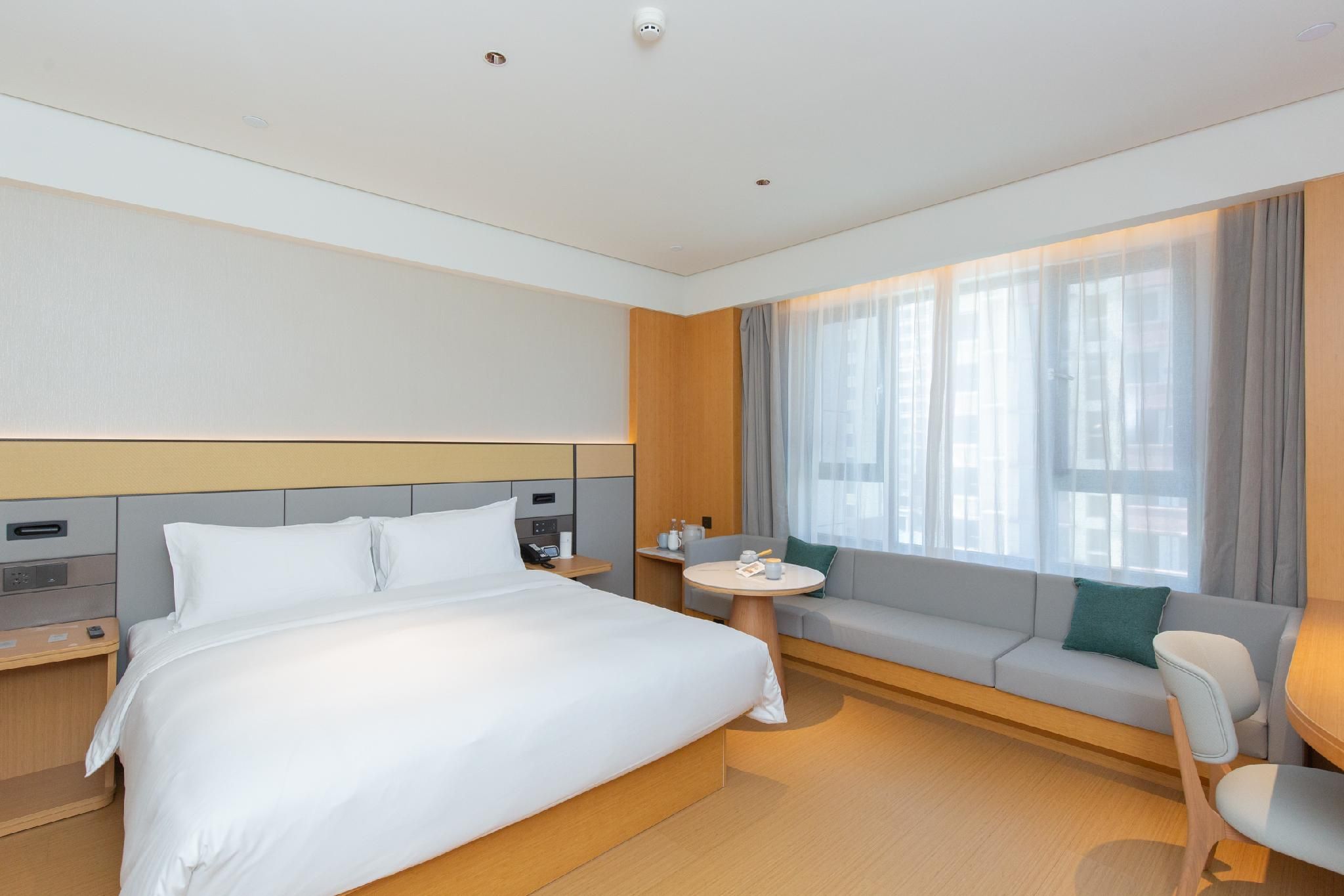 Huazhu - Business Bed Room