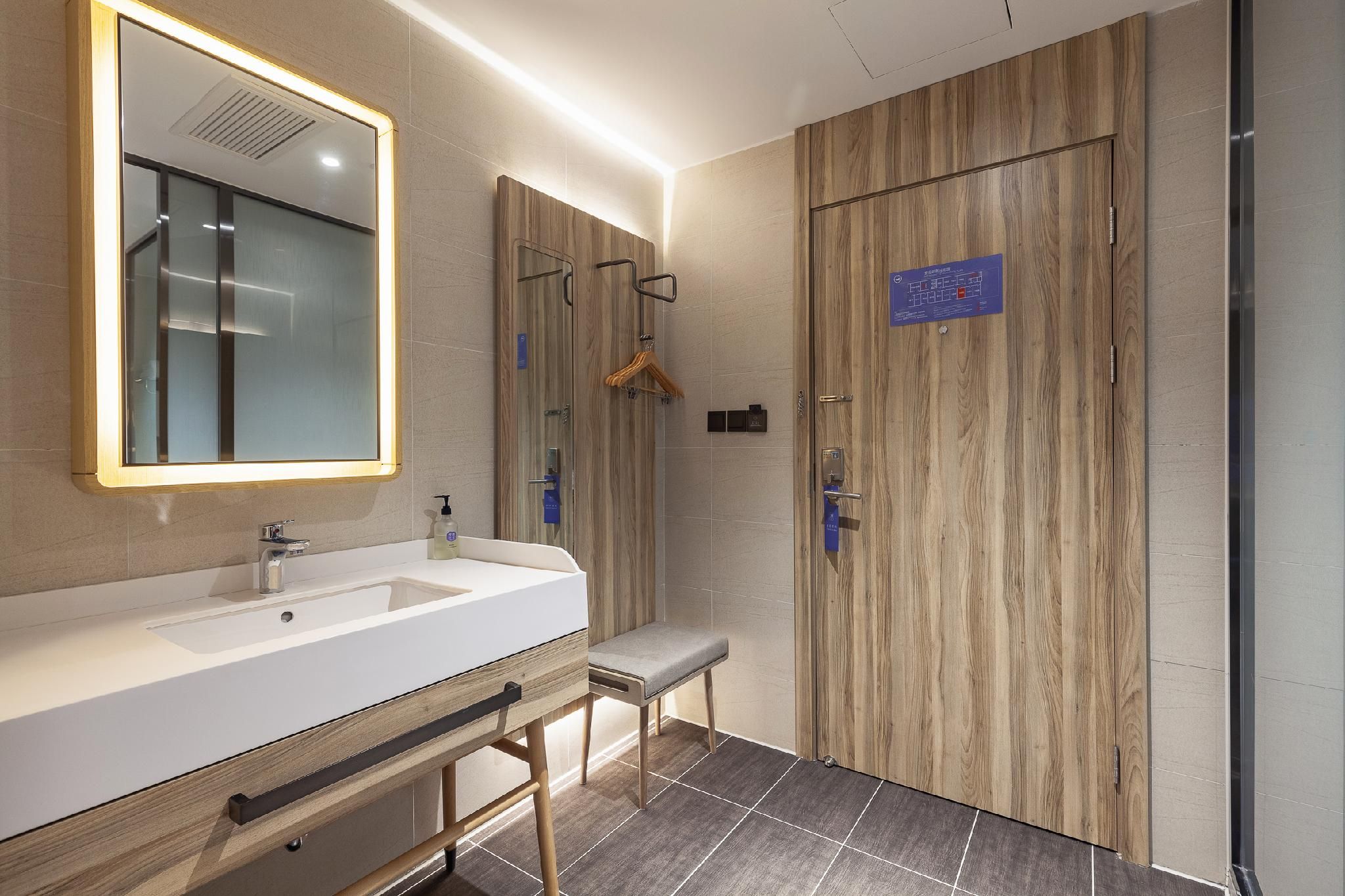 Hanting Premium Hotel Liaocheng Development Zone Huazhu - Room With Bed 3