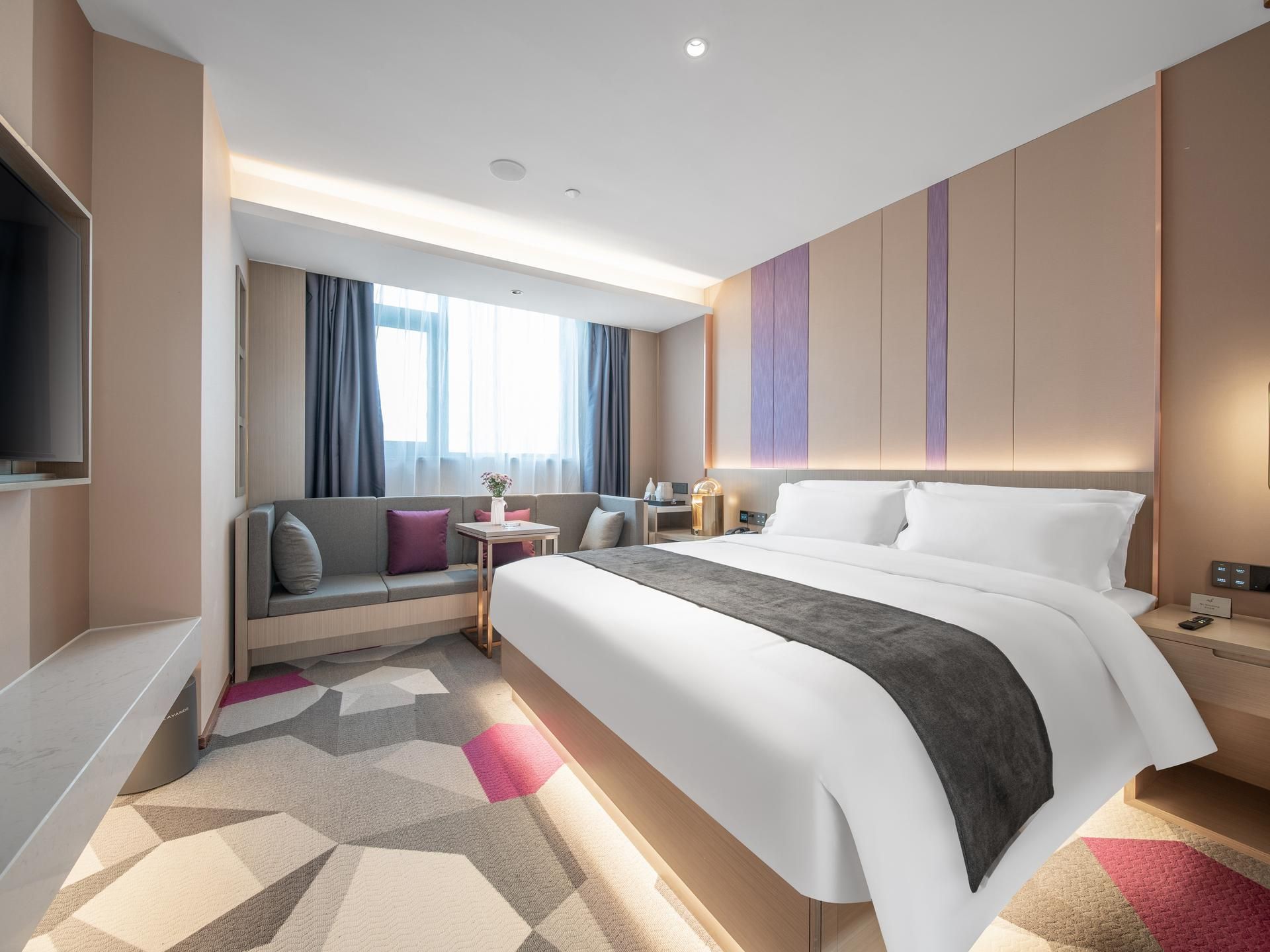 WH - Deluxe Bed Room