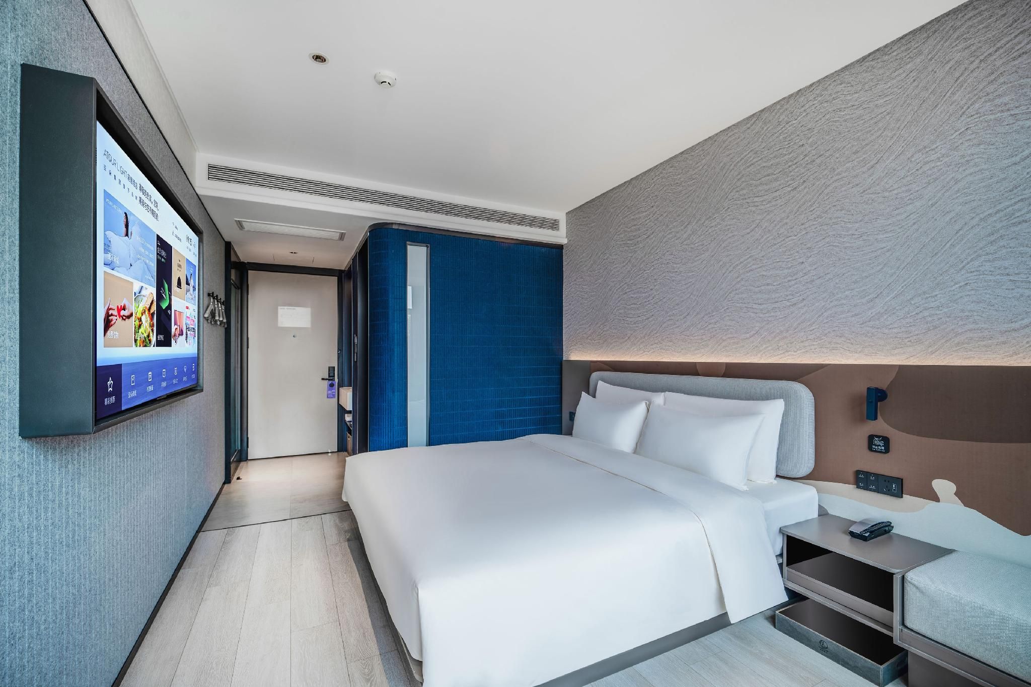 Enjoy Courtyard King Room