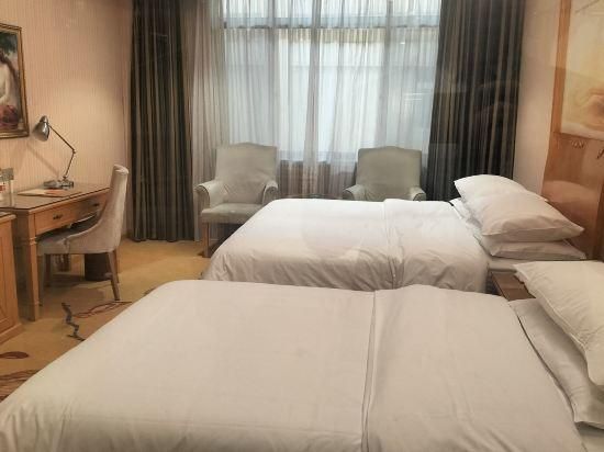 Vienna Hotel Shandong Liaocheng Department Store Jinding Vienna - Deluxe Family Room 2