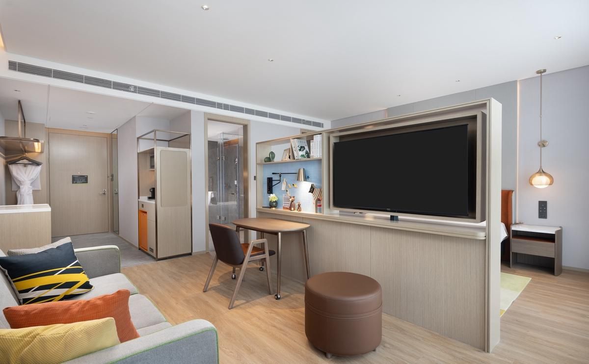 FY - Lingdong 1 Bed Room with Garden View